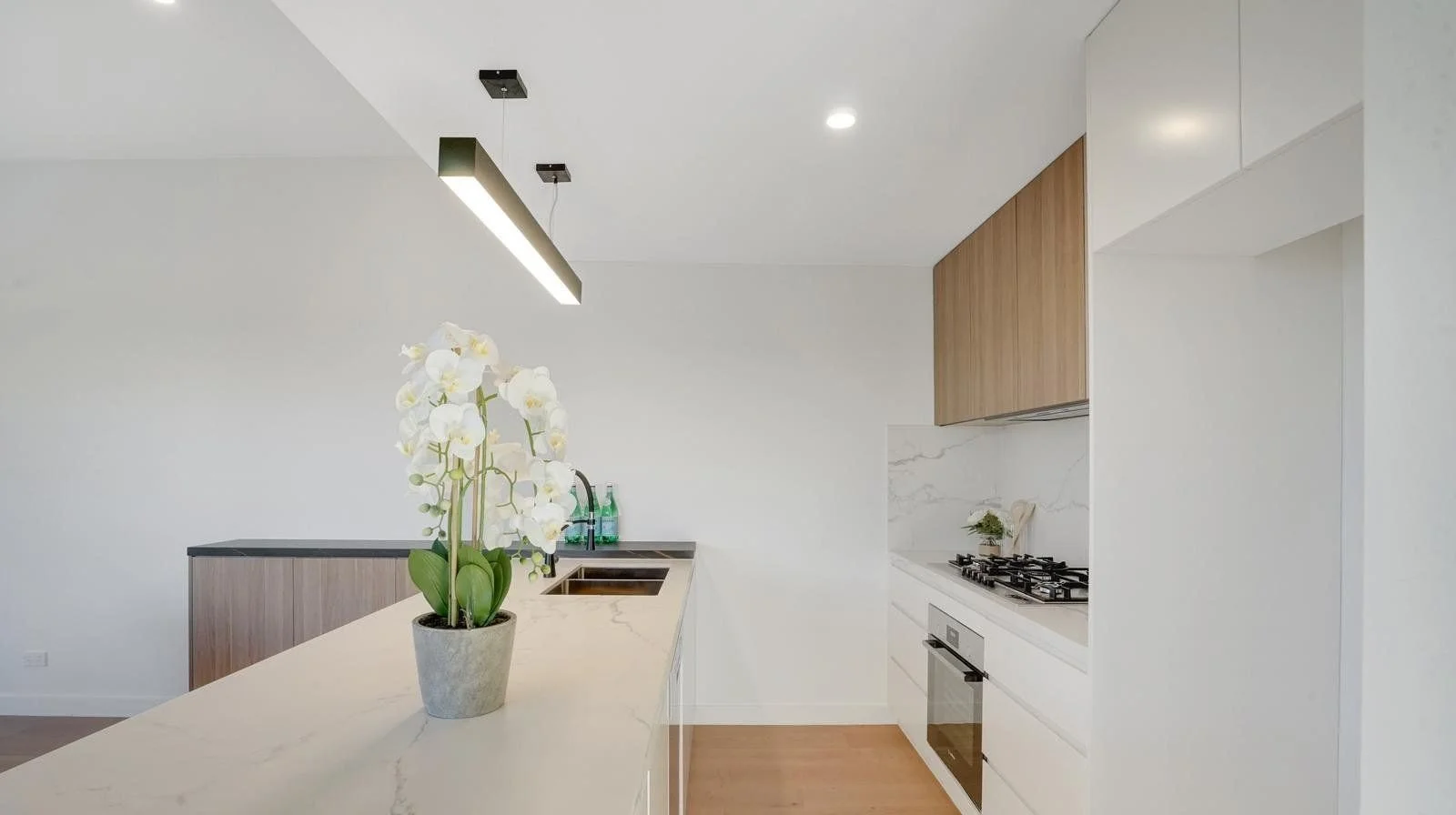 Mount Waverley - 2 Donald Street, Mount Waverley, VIC 3149 - Townly - 10.jpg