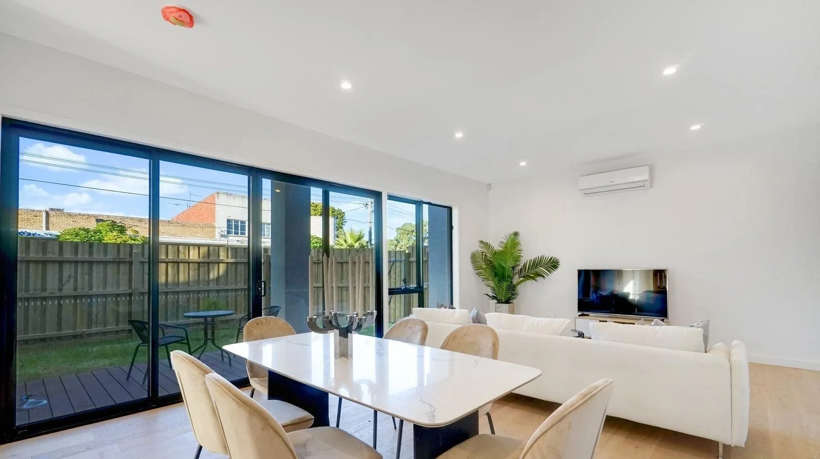 Mount Waverley - 2 Donald Street, Mount Waverley, VIC 3149 - Townly - 2.jpg