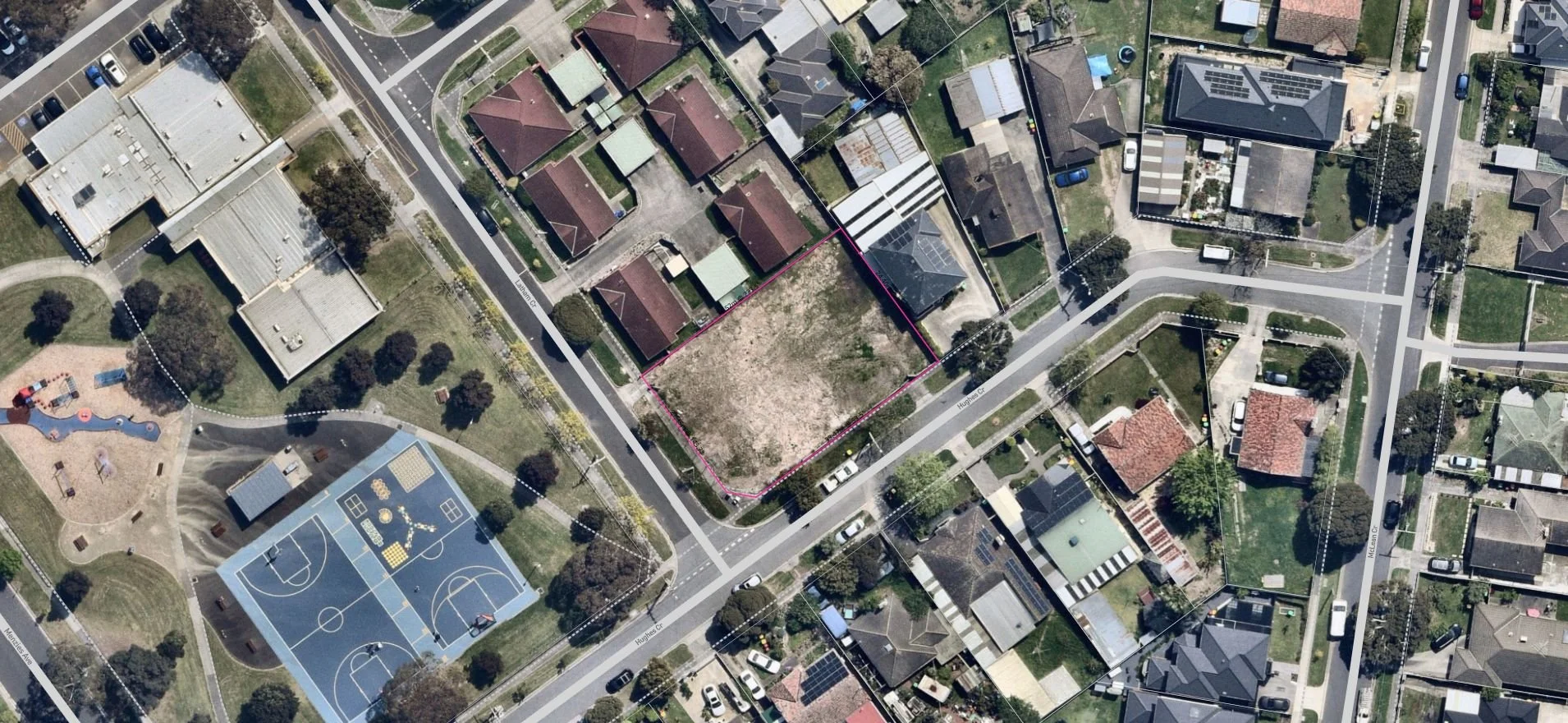 Dandenong North - 1 Latham Crescent, Dandenong North, VIC 3175 - Townly - 2.jpg