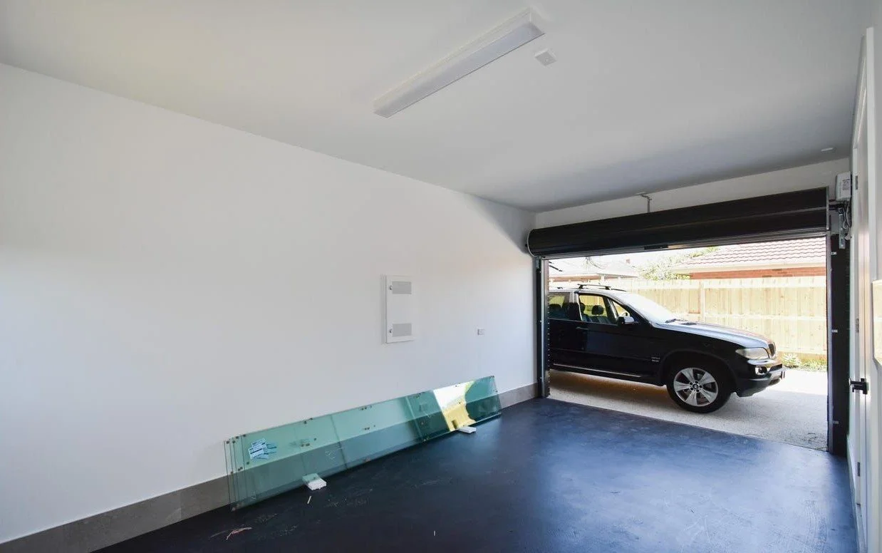Springvale - 33 Hillcrest Grove, Springvale, VIC 3171 - Townly - 3.jpg