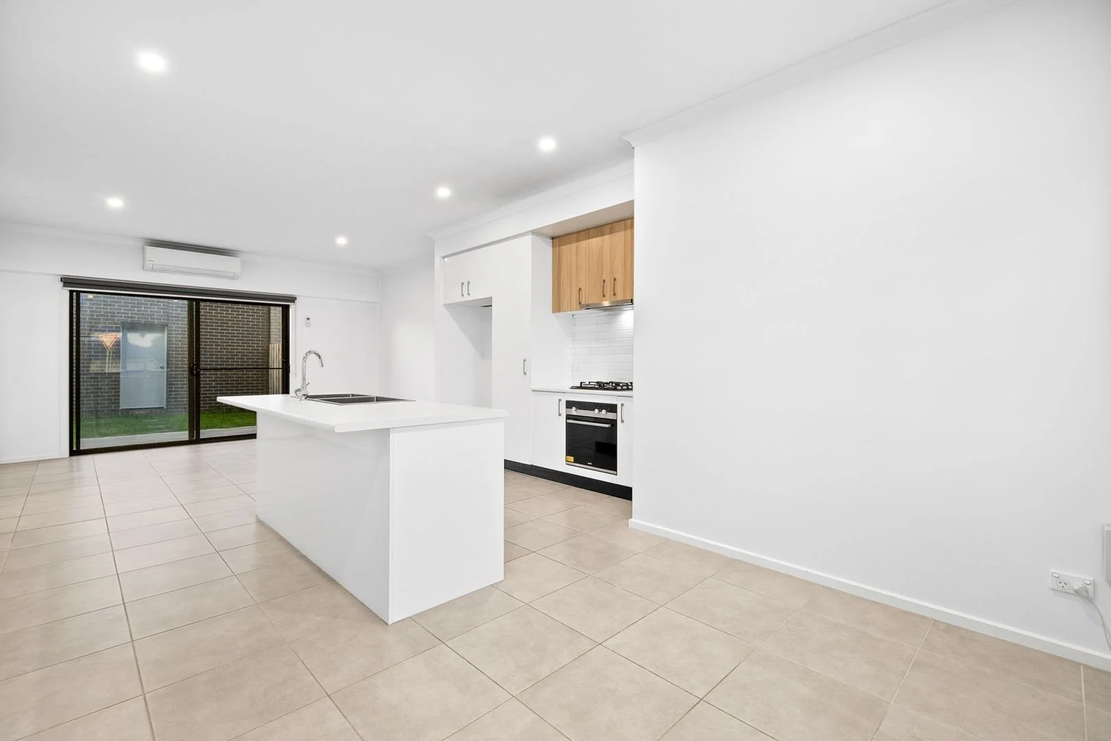 Tarneit - 840 Sayers Road, Tarneit, VIC 3029 - Townly - 9.jpg