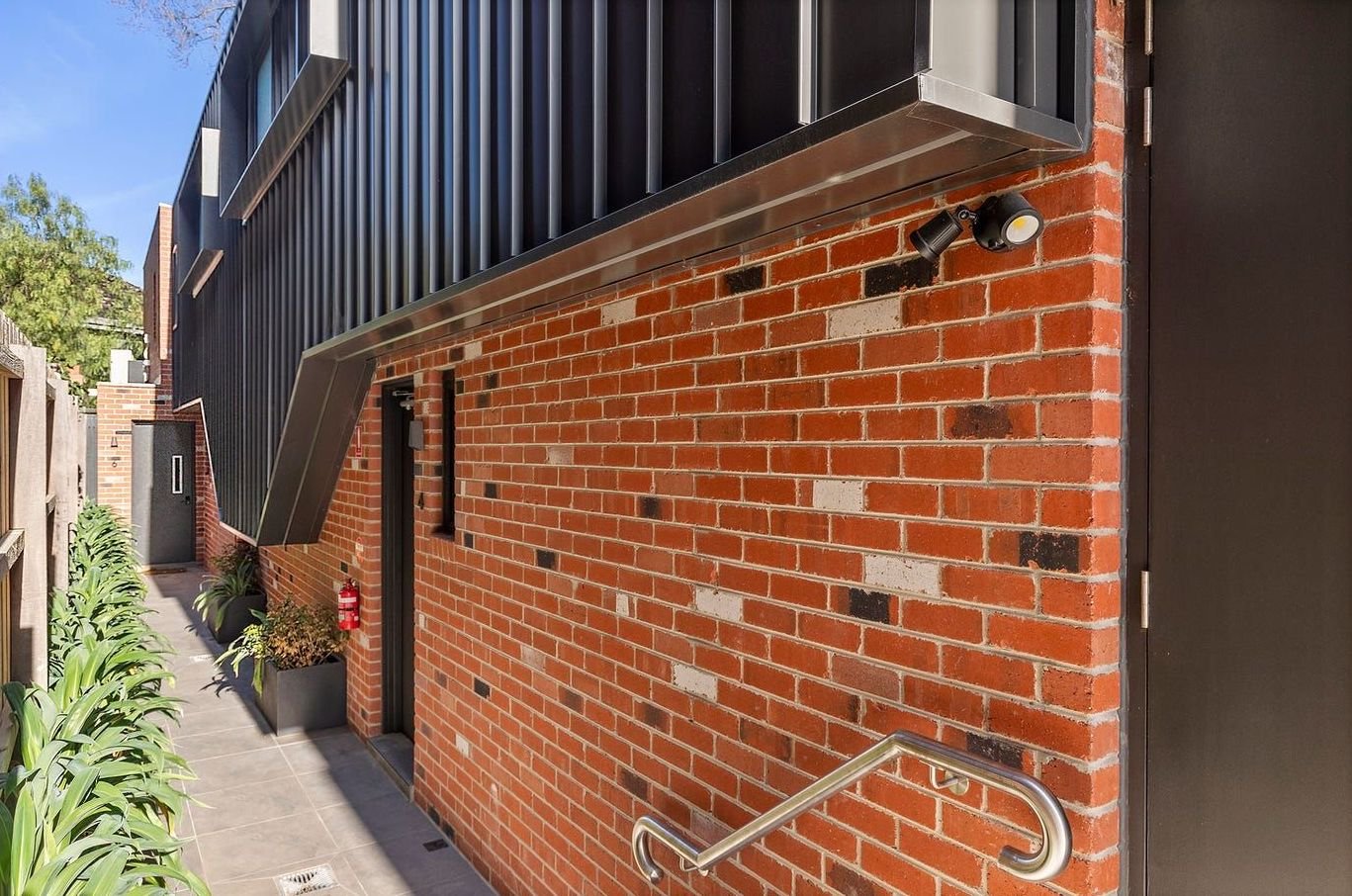 Elwood - 23 Milton Street, Elwood, VIC 3184 - Townly - 2.jpg