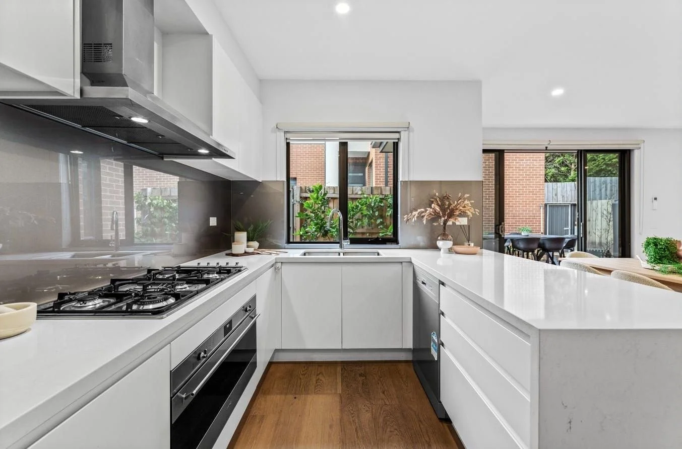 Burwood - 11 Fulton Crescent, Burwood, VIC 3125 - Townly - 12.jpg