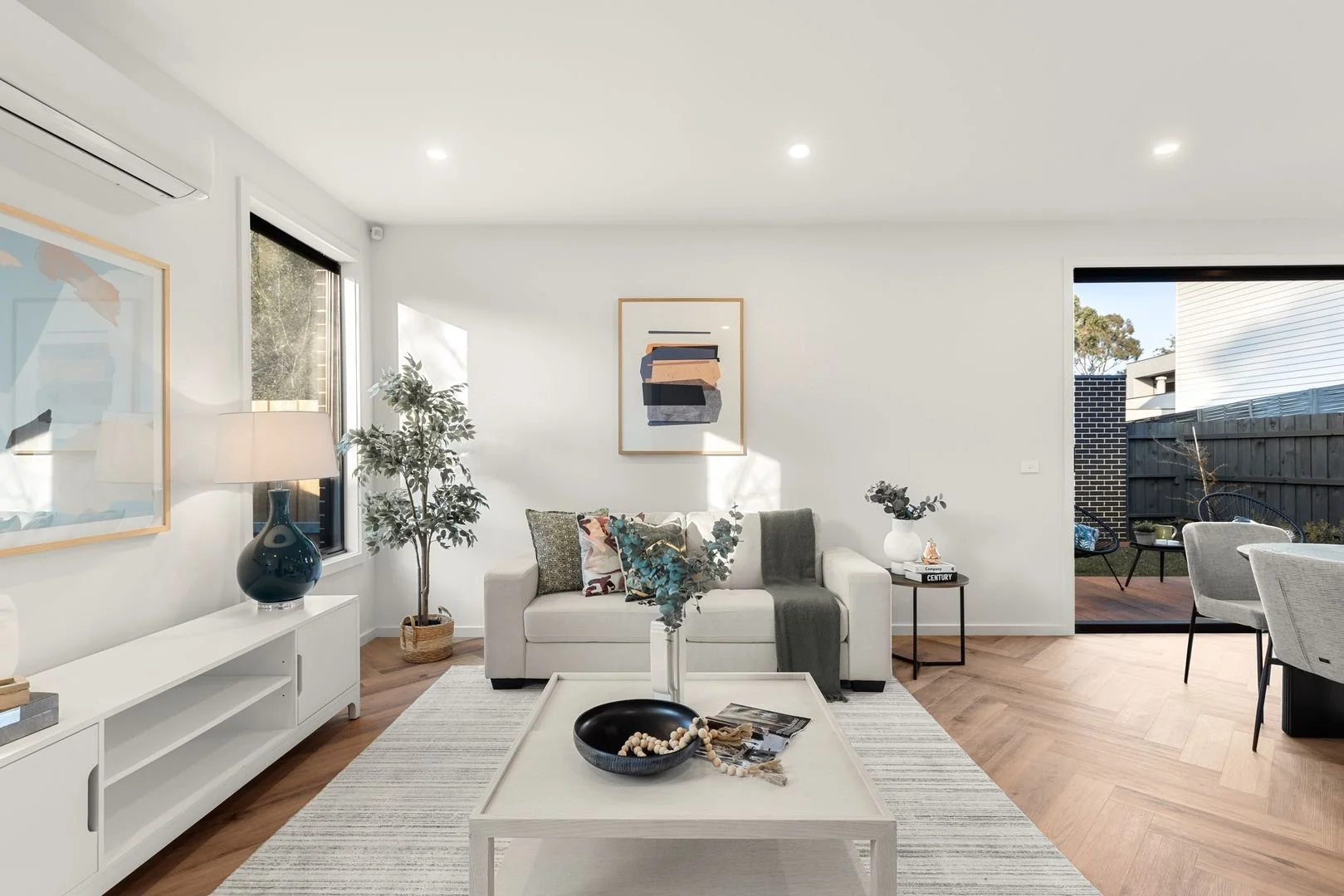 Mont Albert North - 8 Box Hill Crescent, Mont Albert North, VIC 3129 - Townly - 2.jpg