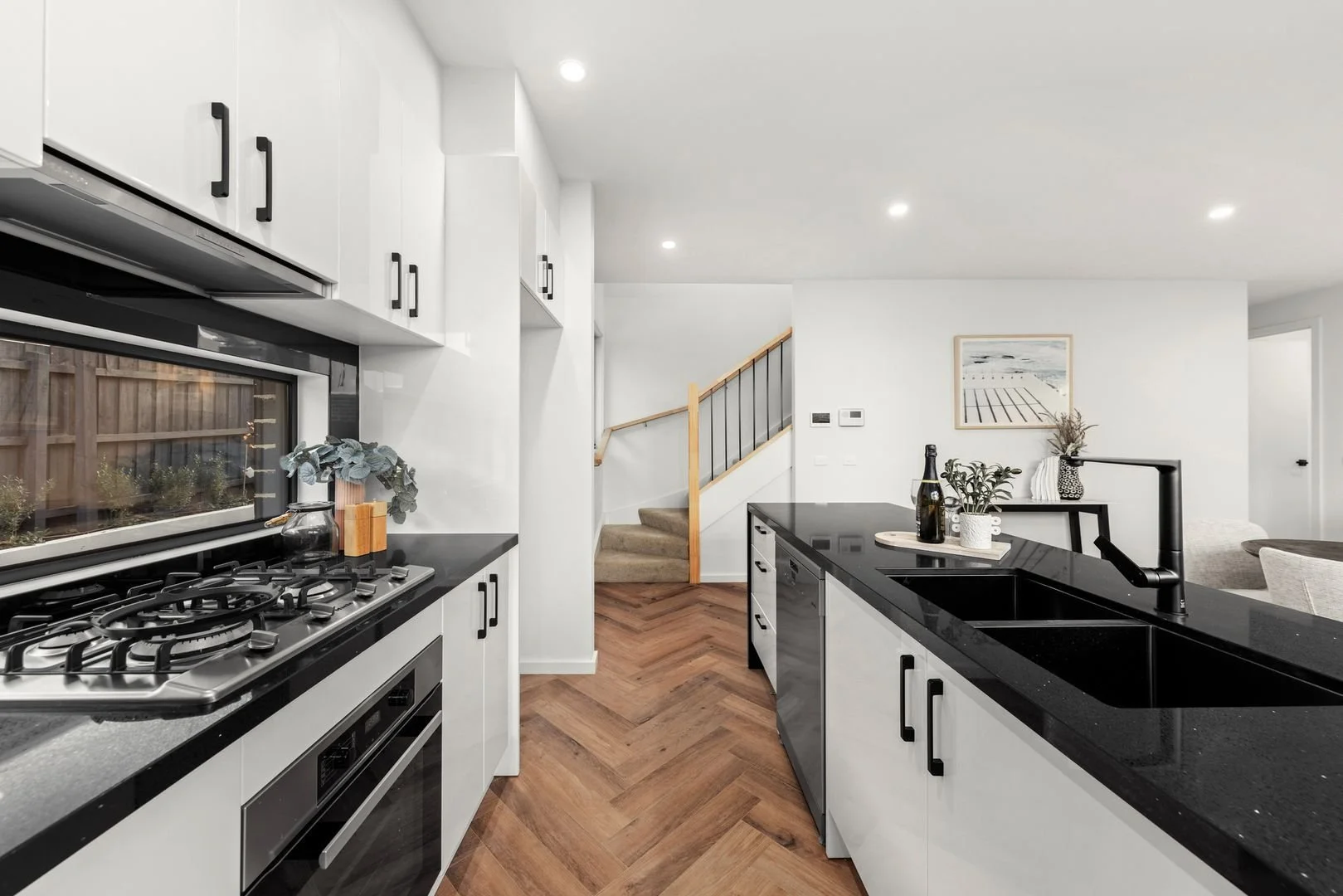 Mont Albert North - 8 Box Hill Crescent, Mont Albert North, VIC 3129 - Townly - 8.jpg