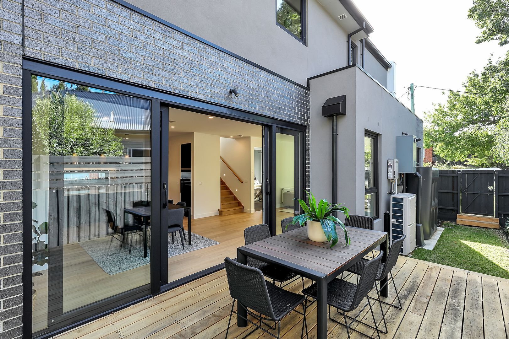 Ashburton - 14 Benghazi Avenue, Ashburton, VIC 3147 - Townly - 8.jpg