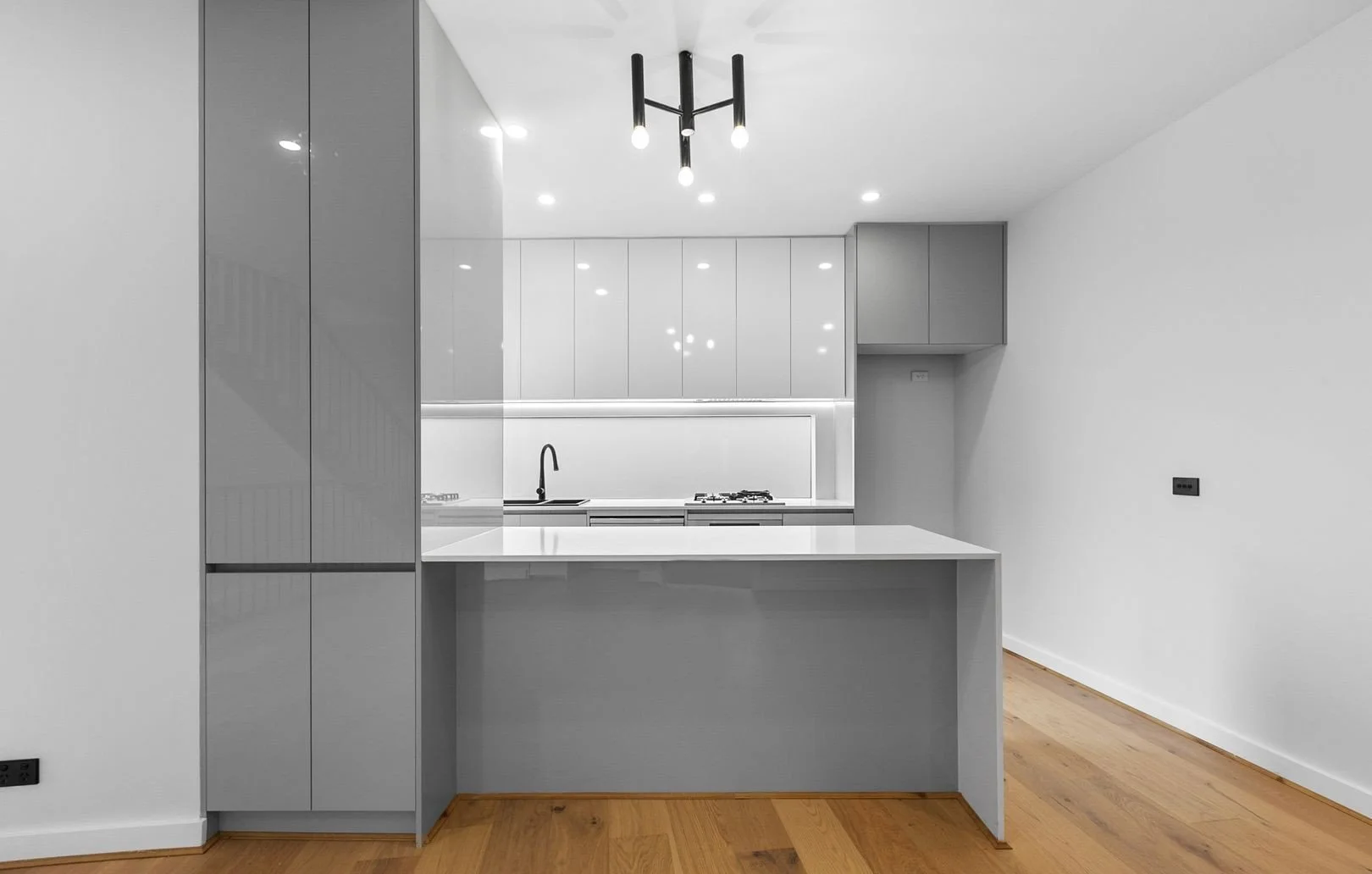 Bulleen - 13 Montgomery Place, Bulleen, VIC 3105 - Townly - 9.jpg