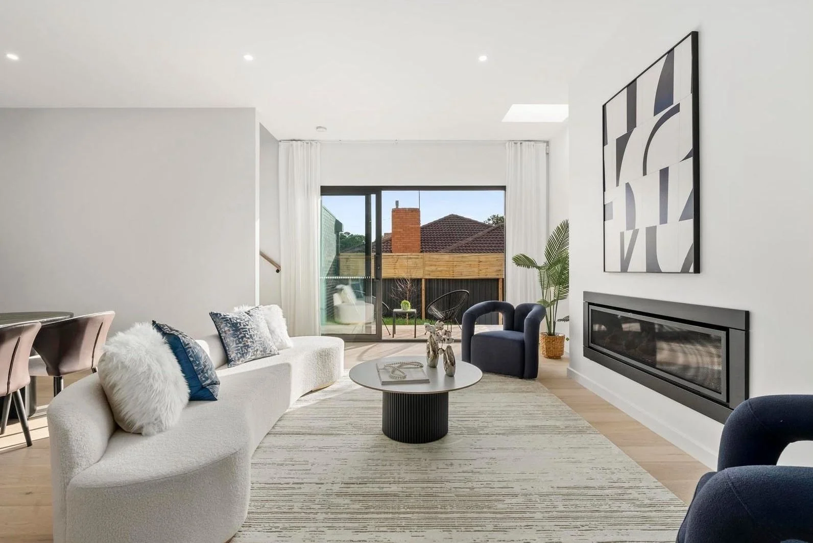 Burwood - 2b Inverness Avenue, Burwood, VIC 3125 - Townly - 12.jpg