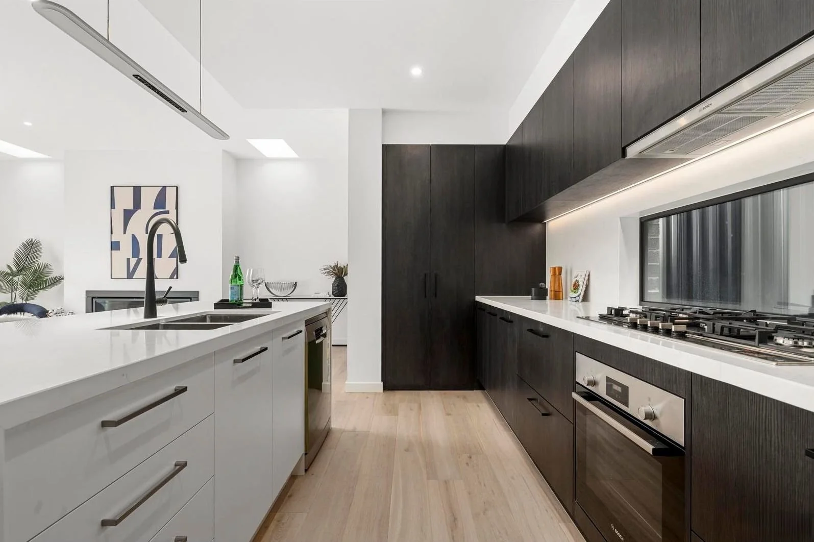 Burwood - 2b Inverness Avenue, Burwood, VIC 3125 - Townly - 10.jpg
