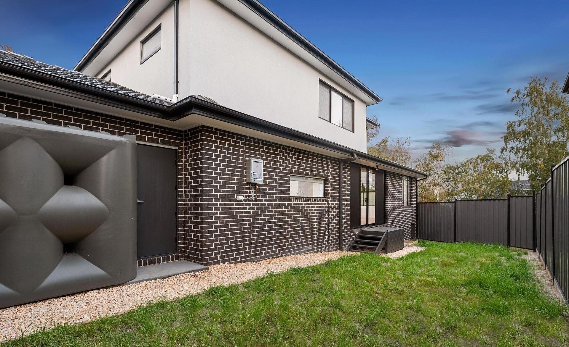 Ringwood - 8 Fyfe Avenue, Ringwood, VIC 3134 - Townly - 1.jpg