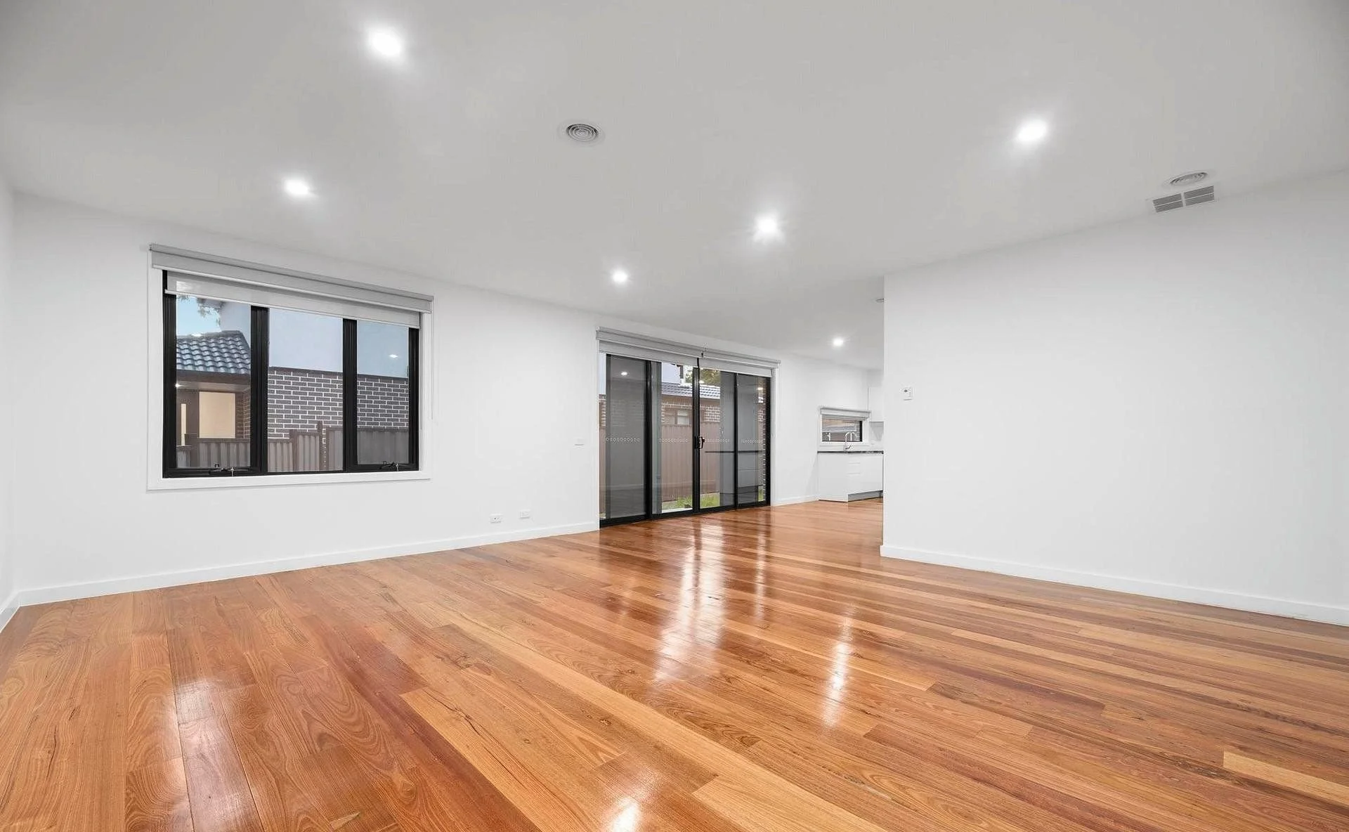 Ringwood - 8 Fyfe Avenue, Ringwood, VIC 3134 - Townly - 8.jpg