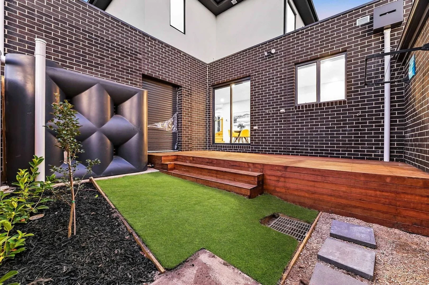 Noble Park - 10 Ellt Crescent, Noble Park, VIC 3174 - Townly - 2.jpg