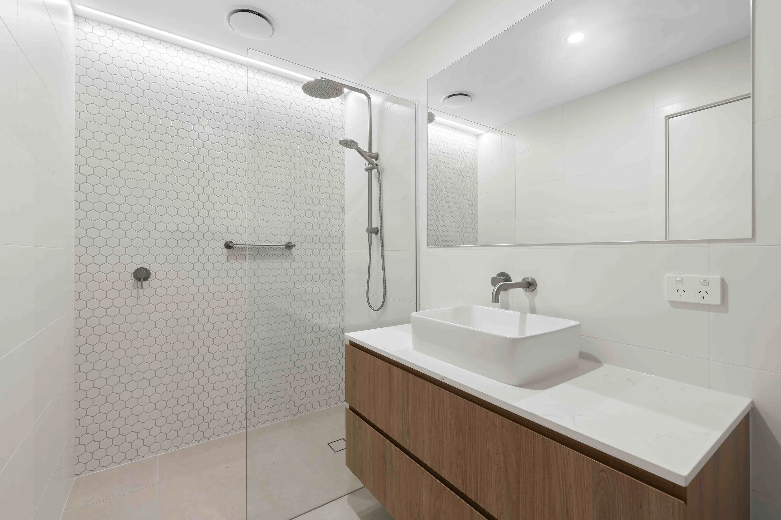Doncaster East - 4 Sheoak Crescent, Doncaster East, VIC 3109 - Townly - 3.jpg