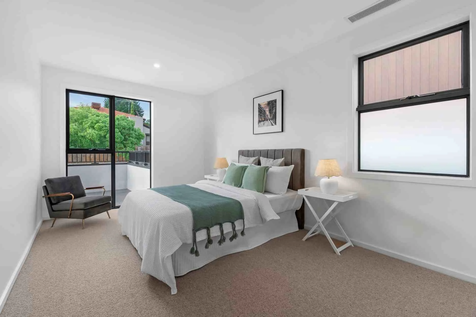 Doncaster East - 18 Sheoak Crescent, Doncaster East, VIC 3109 - Townly - 3.jpg