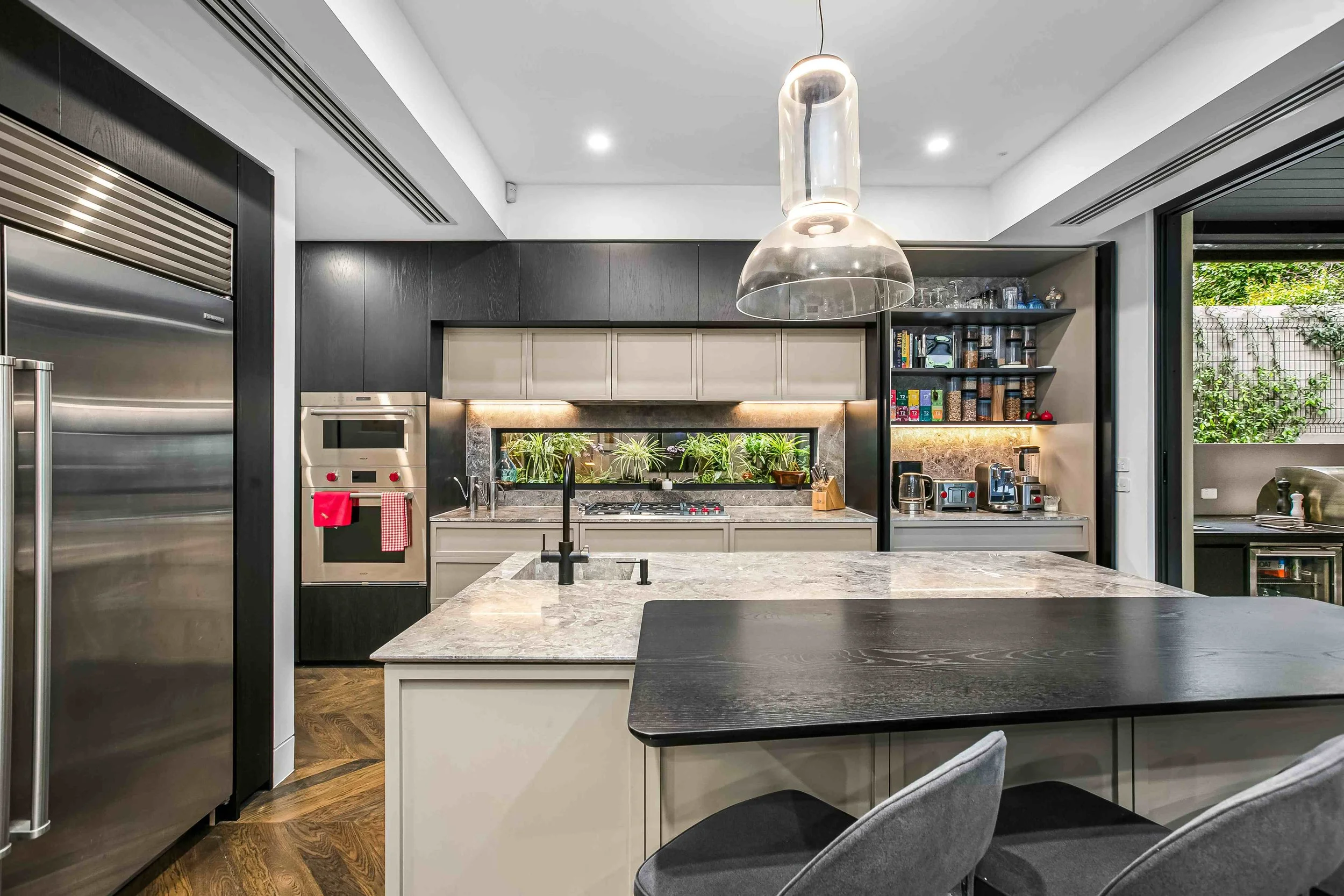 Bulleen - 14 Gilbert Street, Bulleen, VIC 3105 - Townly - 18.jpg