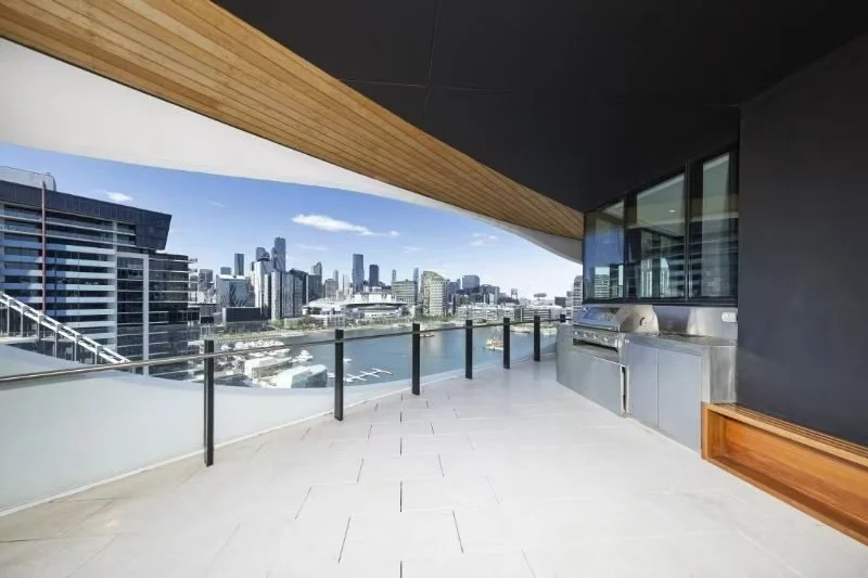 2 Glenti Place, Docklands, VIC 3008 - Townly - 8.jpg