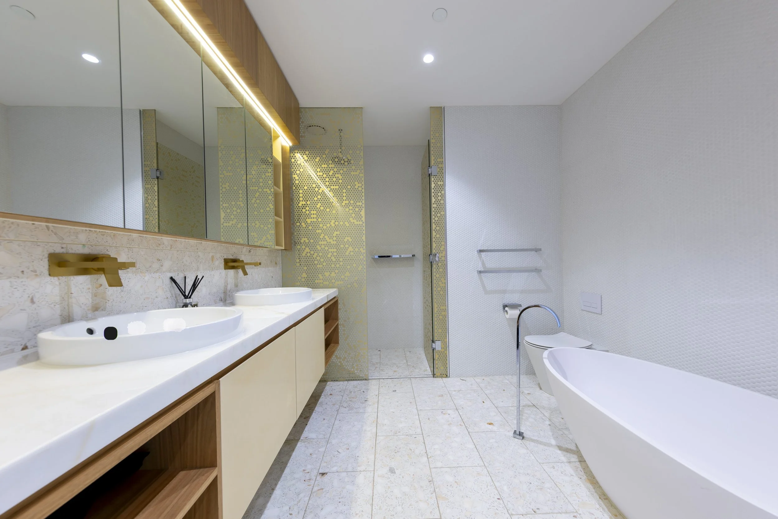 2 Glenti Place, Docklands, VIC 3008 - Townly - 4.jpg