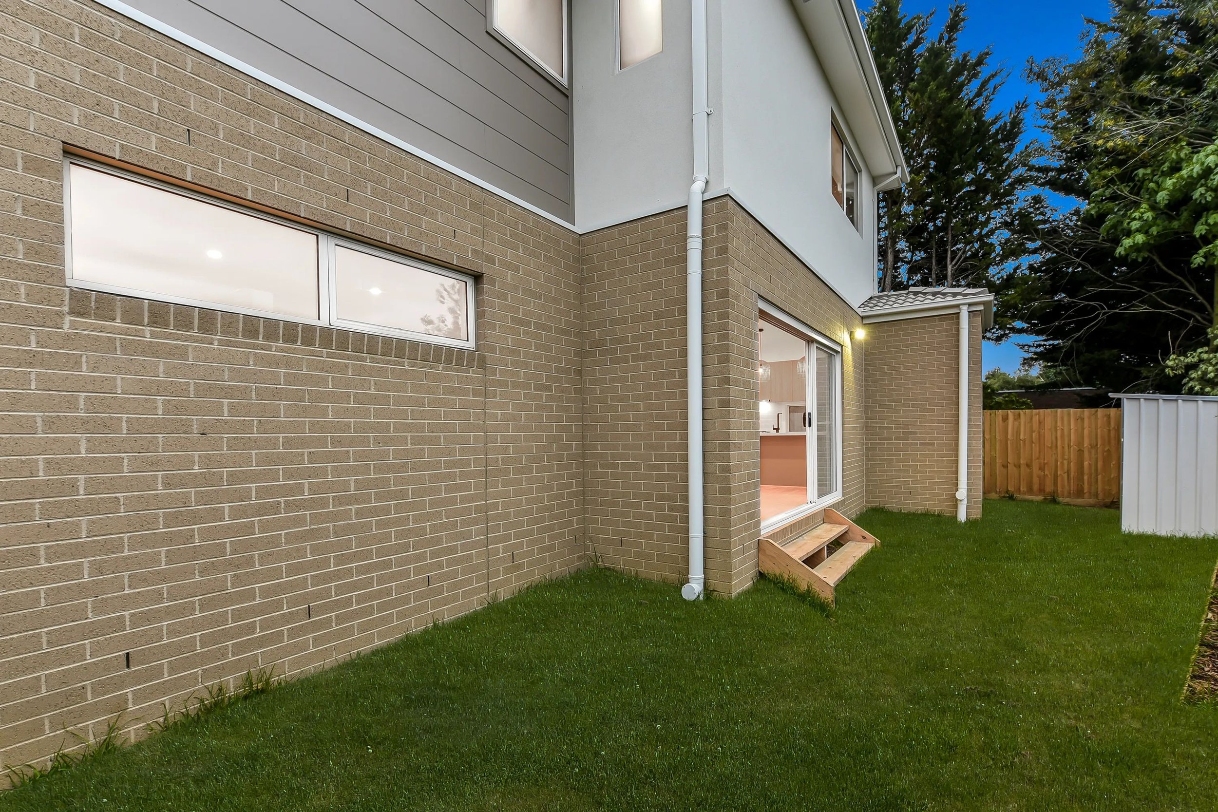 Beaconsfield - 8 Hair Court, Beaconsfield, VIC 3807 - Townly - 2.jpg