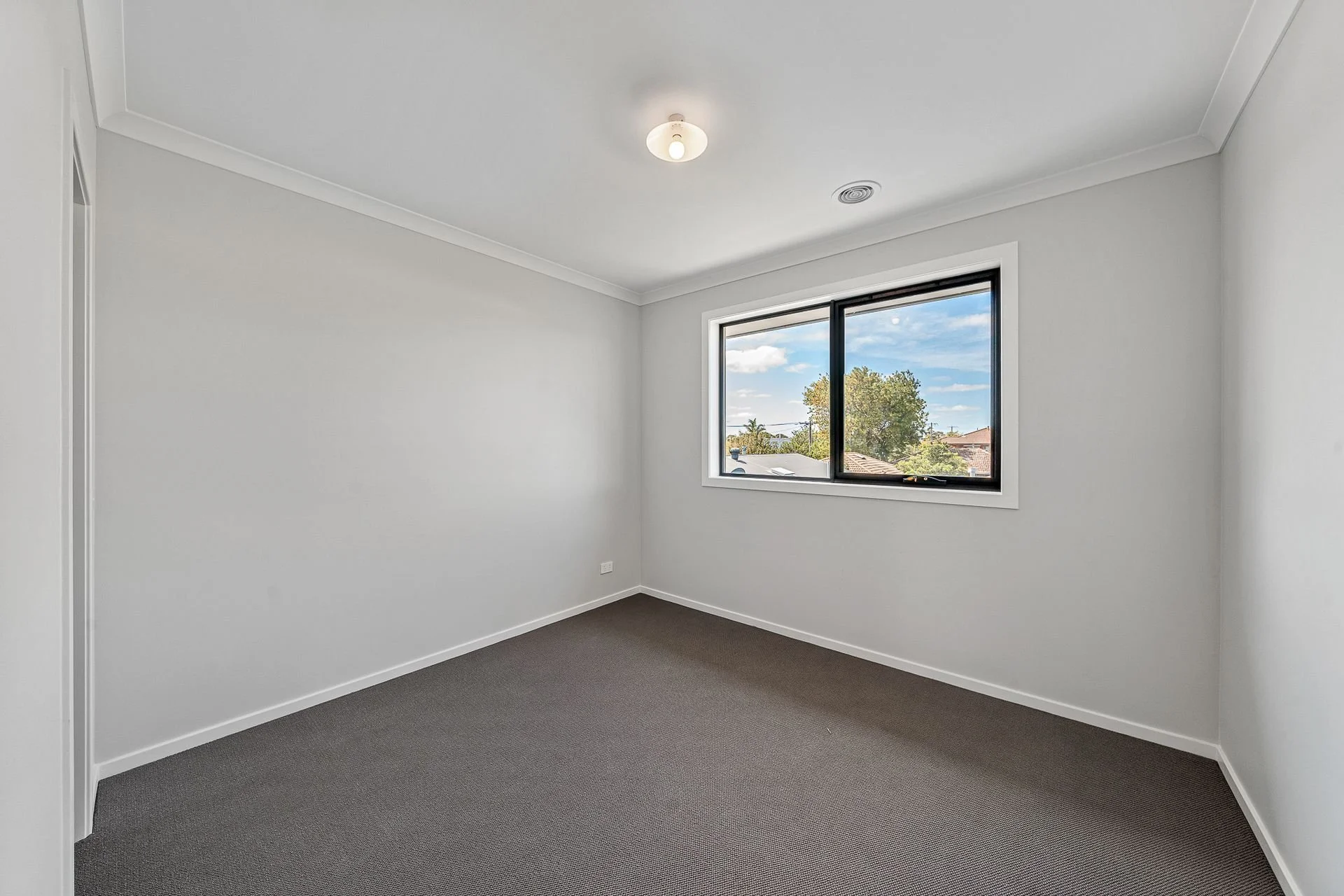 Cranbourne - 14 William Street, Cranbourne, VIC 3977 - Townly - 2.jpg