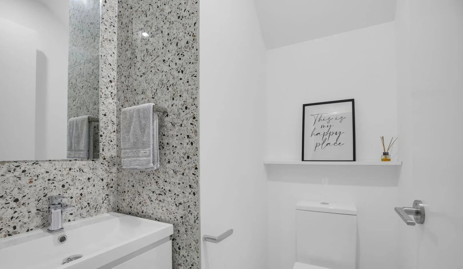 Endeavour Hills - 227 Power Road, Endeavour Hills, VIC 3802 - Townly - 4.jpg