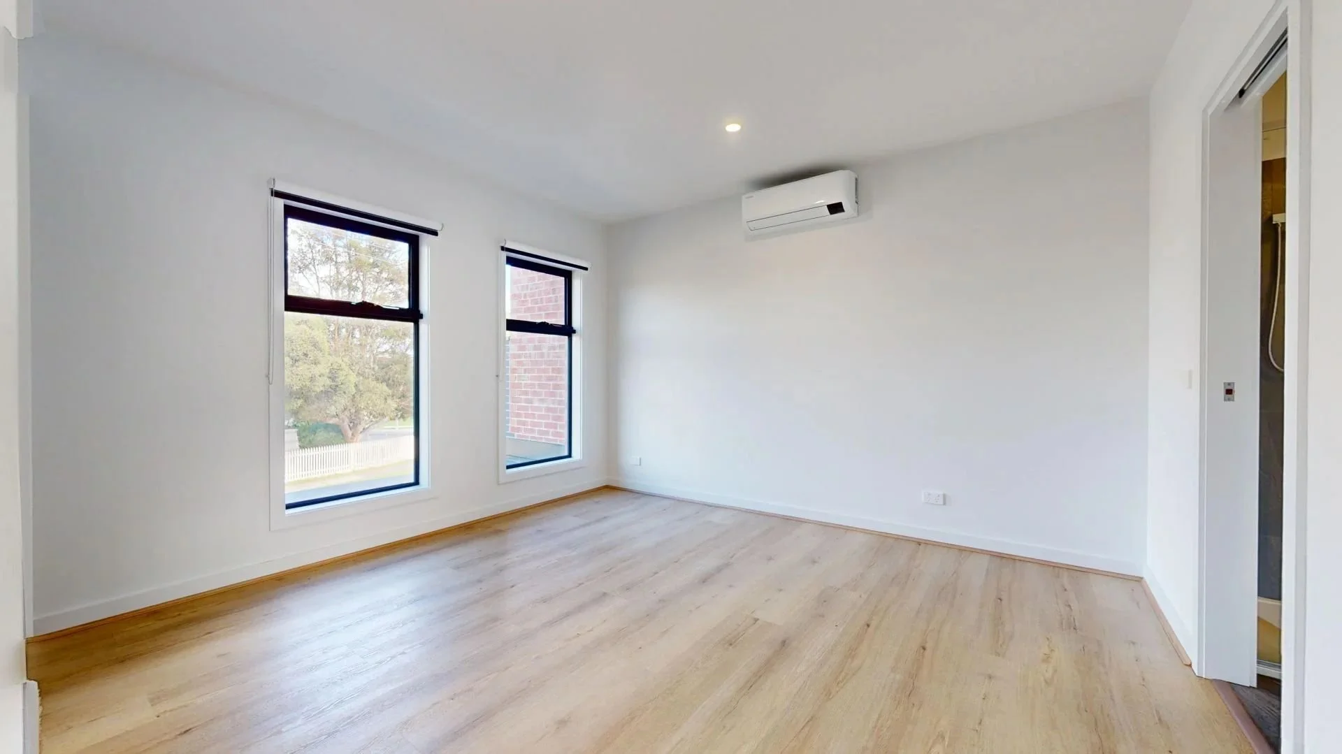 Narre Warren - 45 Fountain Drive, Narre Warren, VIC 3805 - Townly - 2.jpg
