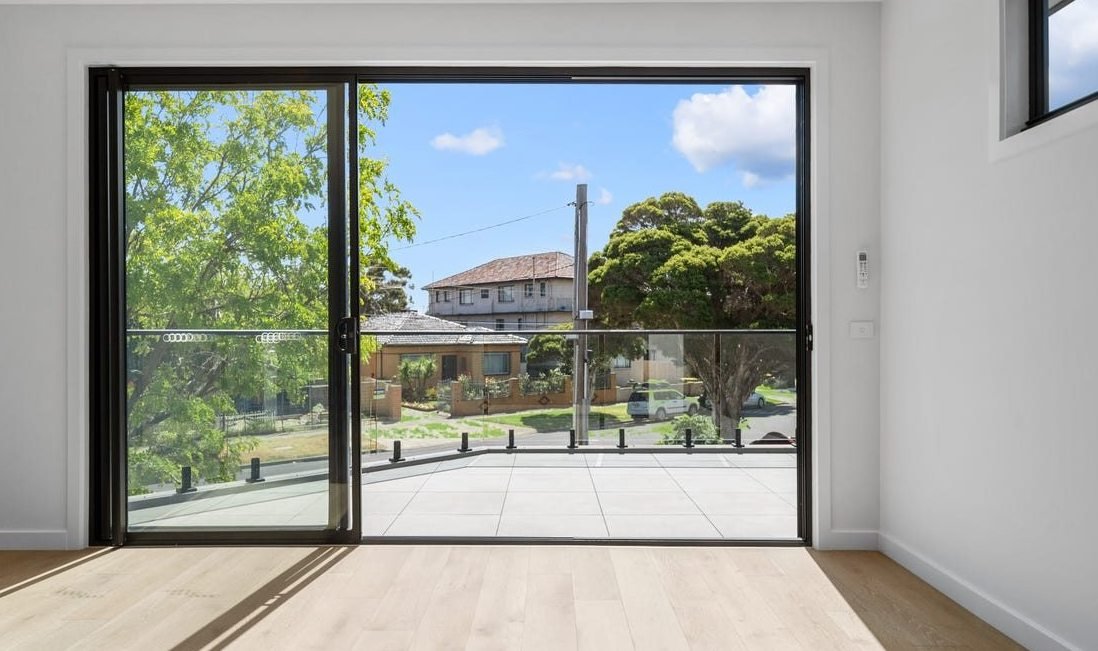 Maidstone - 12 Omar Street, Maidstone, VIC 3012 - Townly - 9.jpg