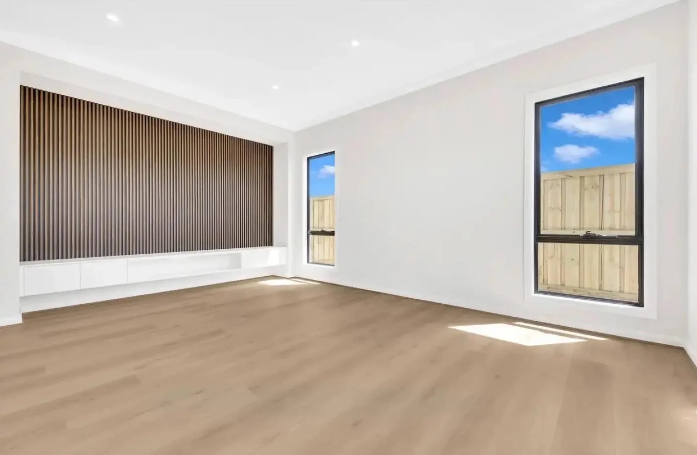 Tarneit - 7 Lopera Drive, Tarneit, VIC 3029 - Townly - 10.jpg