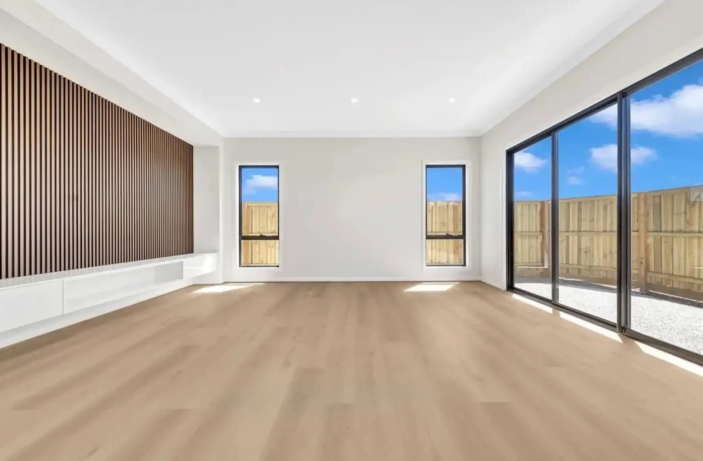 Tarneit - 7 Lopera Drive, Tarneit, VIC 3029 - Townly - 12.jpg