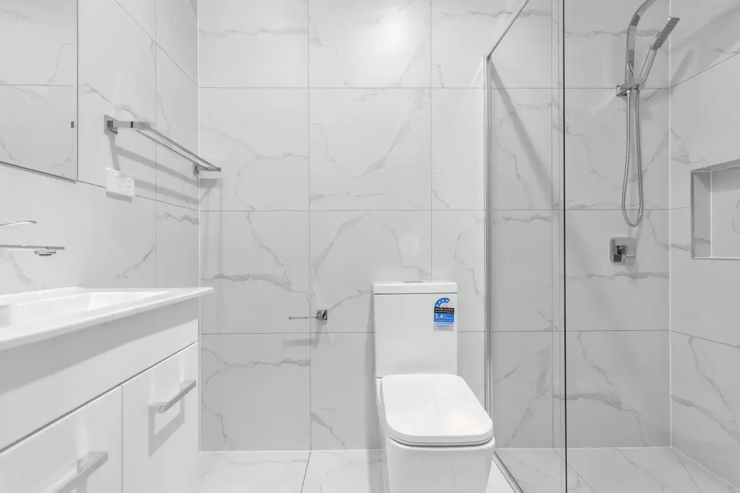 Cranbourne - 6 Duff Street, Cranbourne, VIC 3977 - Townly - 2.jpg
