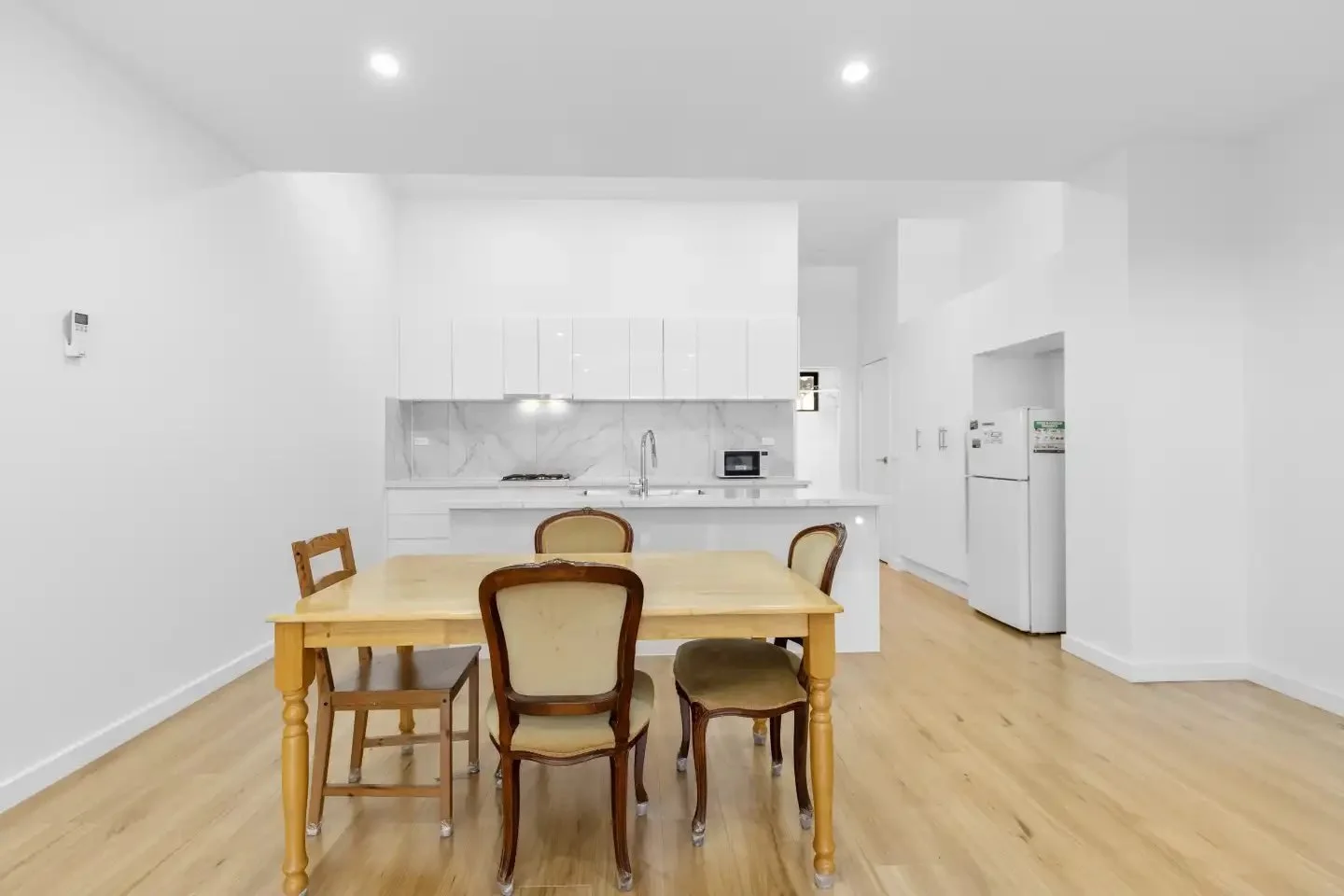 Cranbourne - 6 Duff Street, Cranbourne, VIC 3977 - Townly - 3.jpg