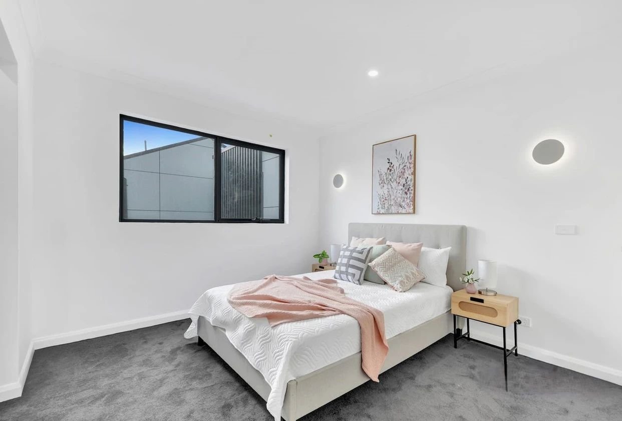 Reservoir - 4 Bernard Street, Reservoir, VIC 3073 - Townly - 10.jpg