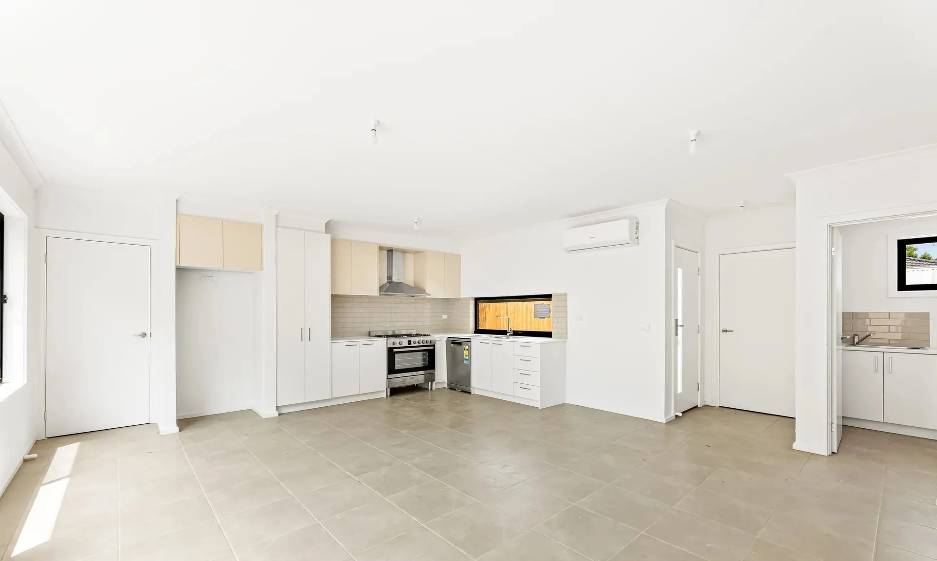 Werribee - 9 Meek Street, Werribee, VIC 3030 - Townly - 7.jpg