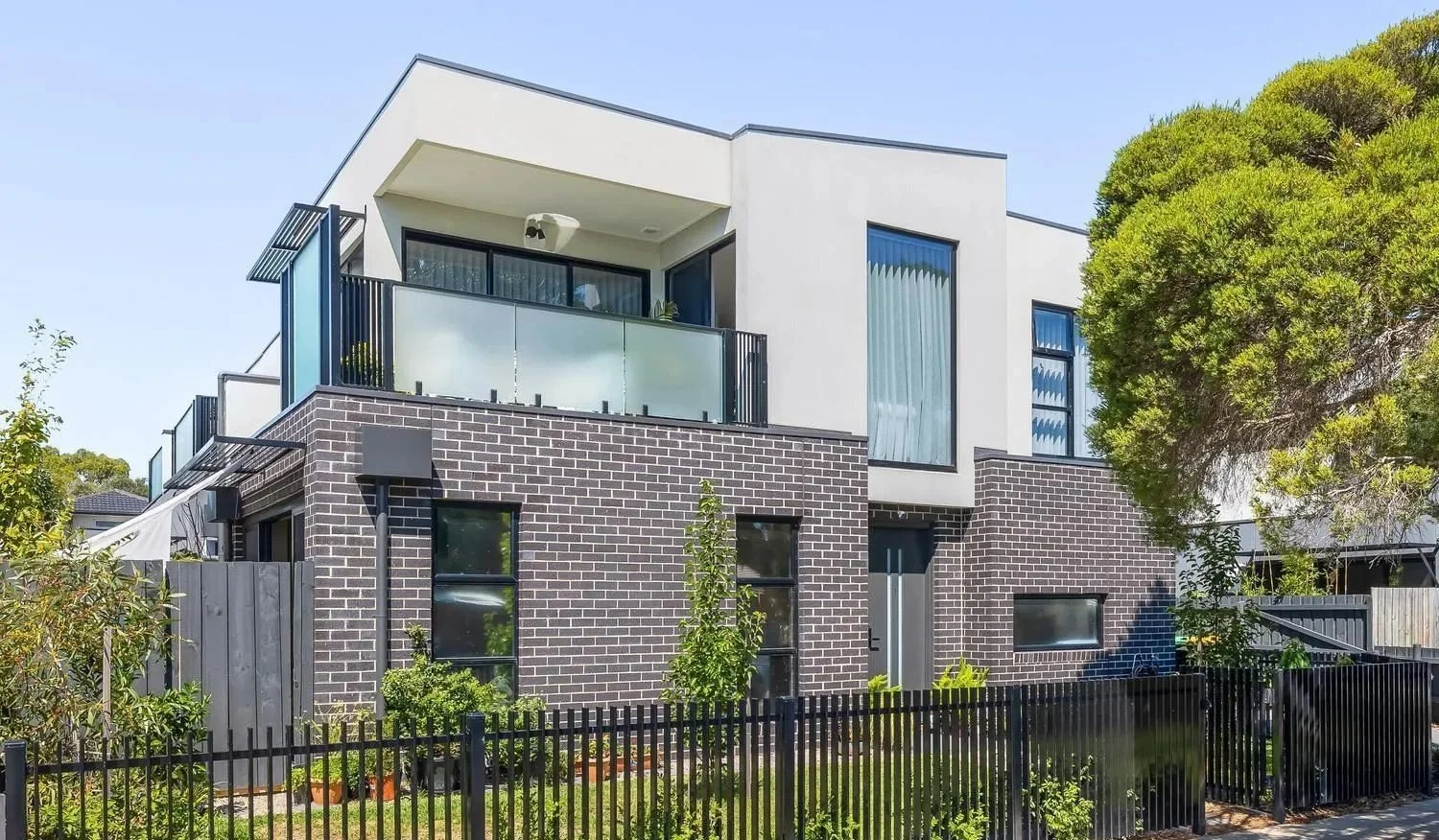 Heidelberg West - 200 Oriel Road, Heidelberg West, VIC 3081 - Townly - 12.jpg