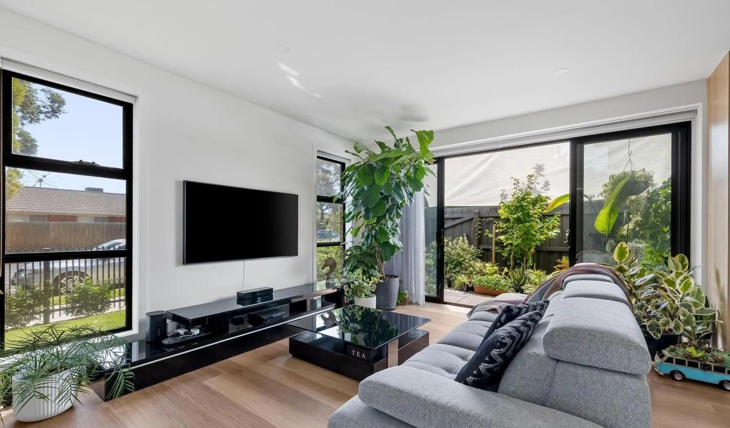 Heidelberg West - 200 Oriel Road, Heidelberg West, VIC 3081 - Townly - 11.jpg