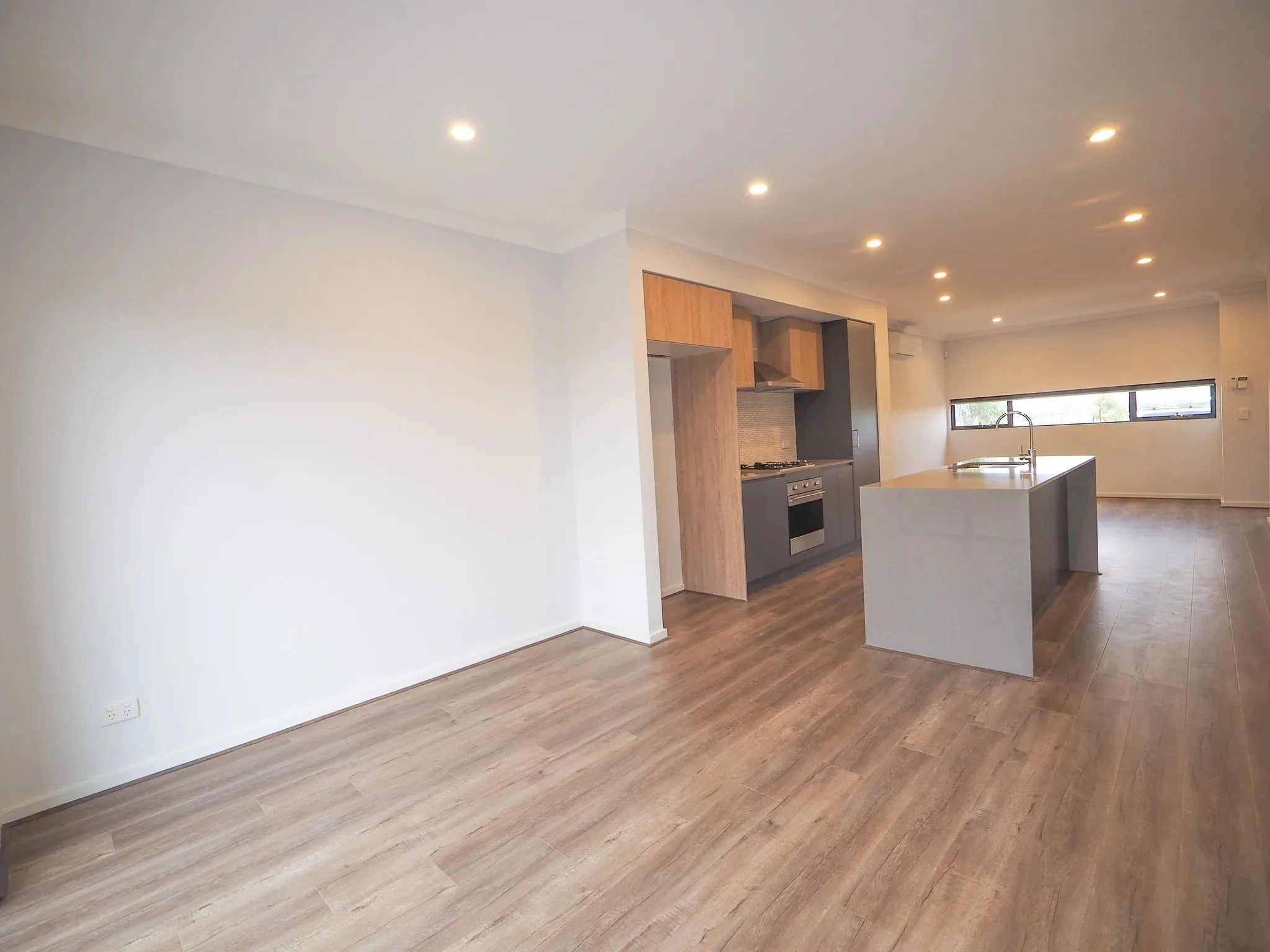 Deaneside - 99 Vere Court, Deaneside, VIC 3336 - Townly - 17.jpg