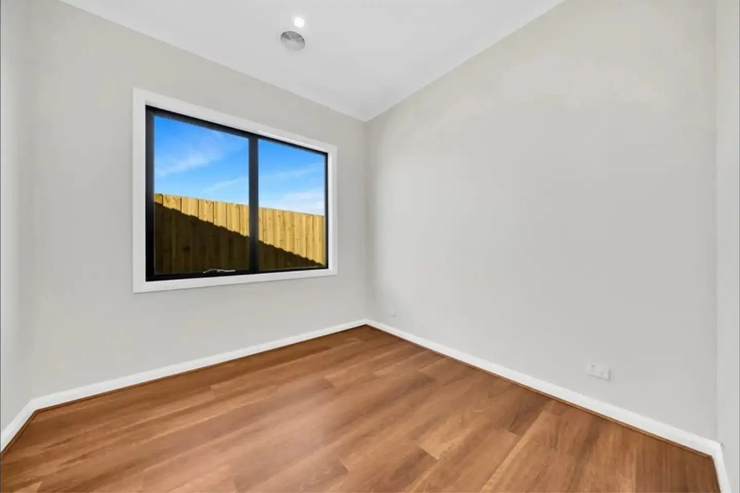 Werribee - 12 Kuvera Street, Werribee, VIC 3030 - Townly - 18.jpg