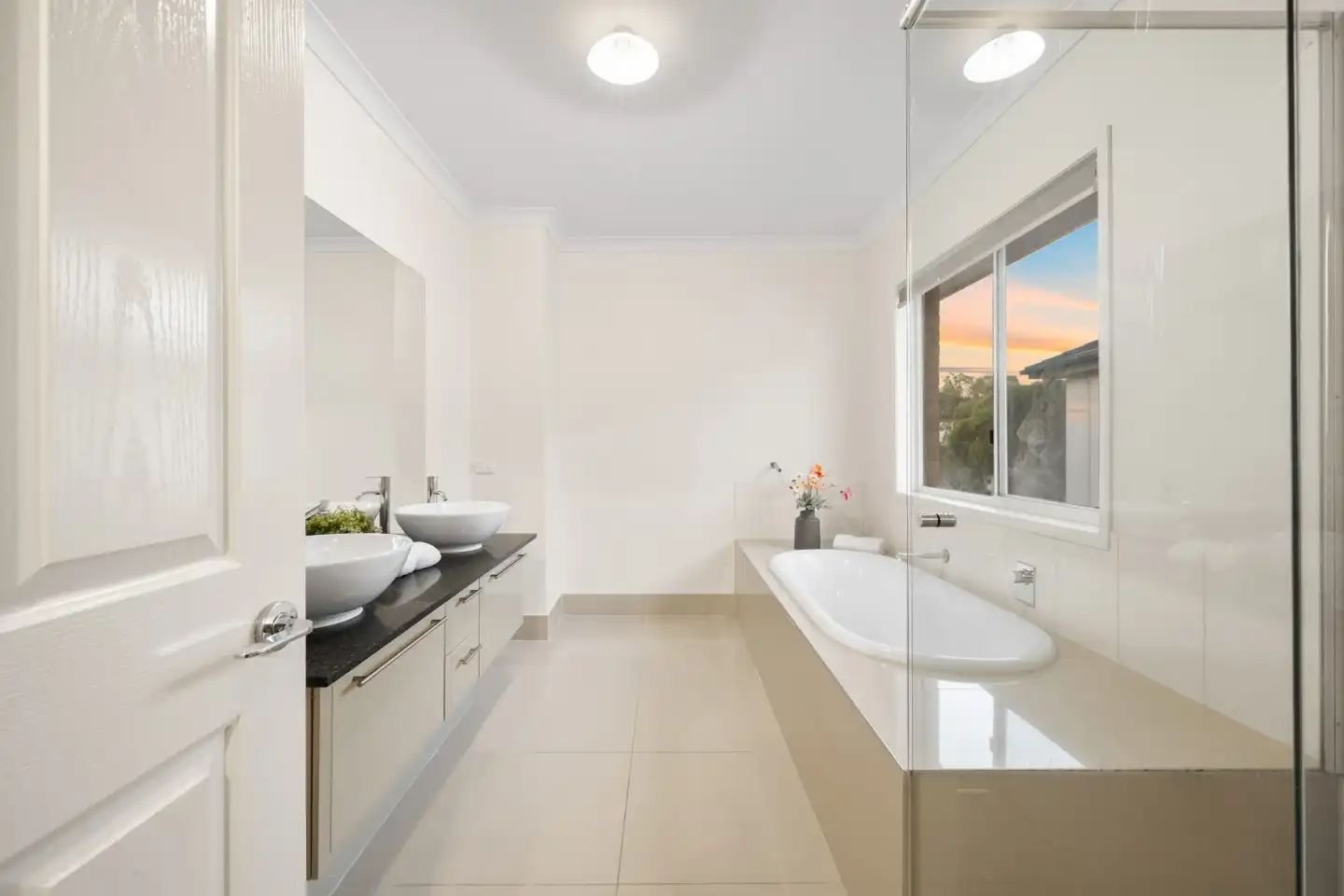 Point Cook - 22 Seaview Point, Point Cook, VIC 3030 - Townly - 2.jpg
