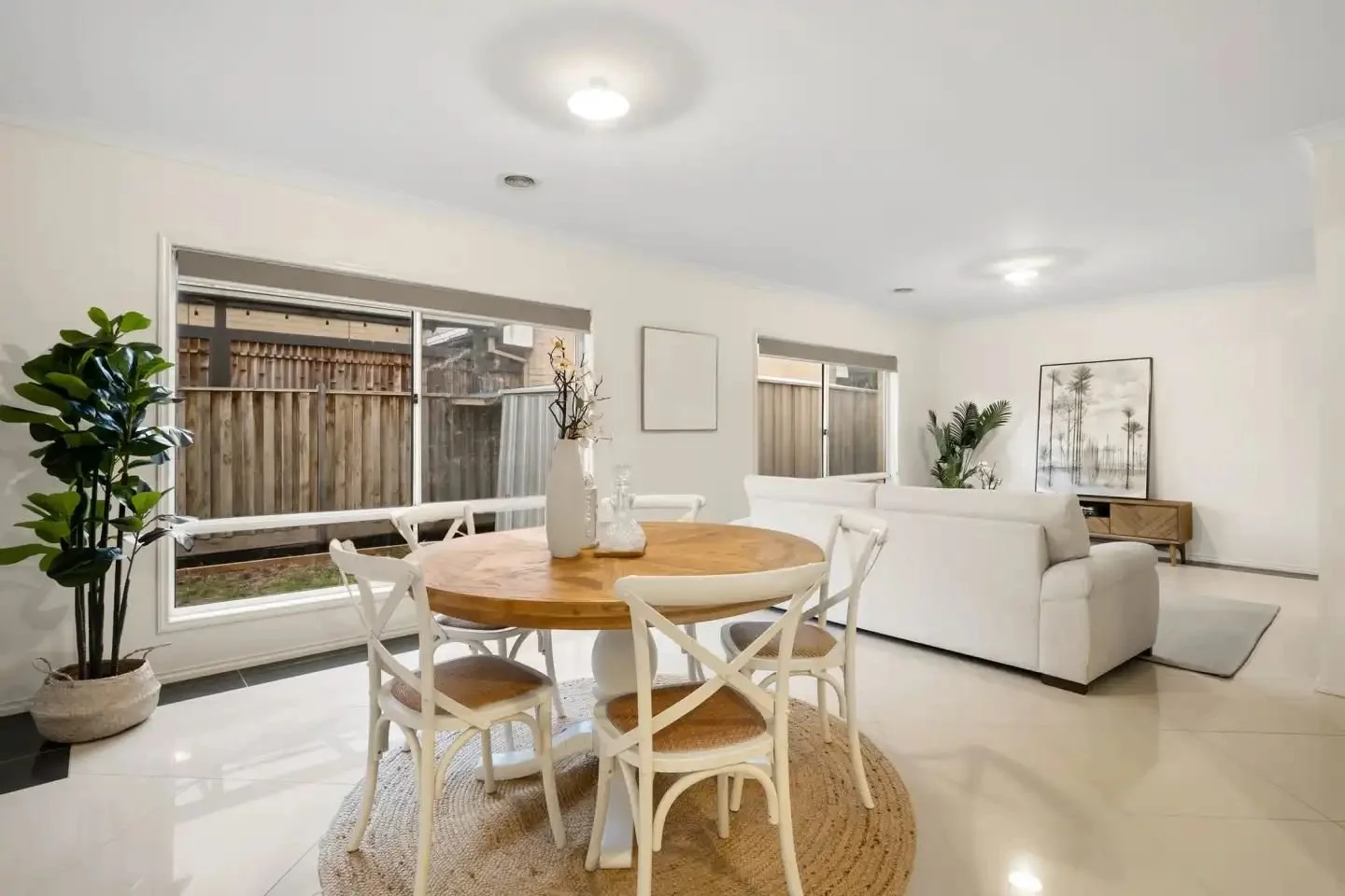 Point Cook - 22 Seaview Point, Point Cook, VIC 3030 - Townly - 5.jpg