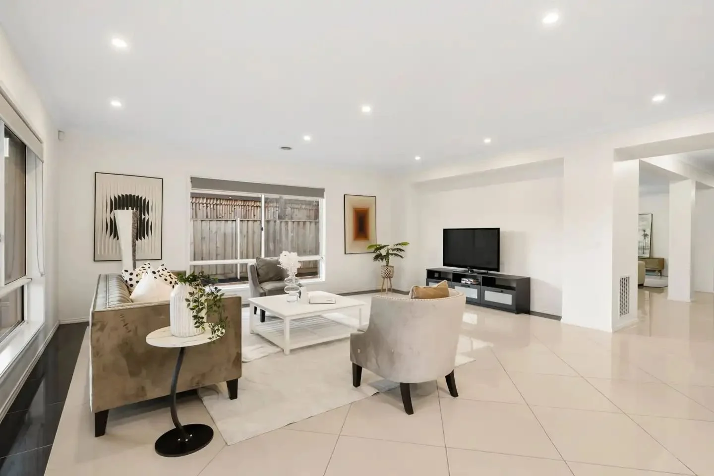Point Cook - 22 Seaview Point, Point Cook, VIC 3030 - Townly - 6.jpg
