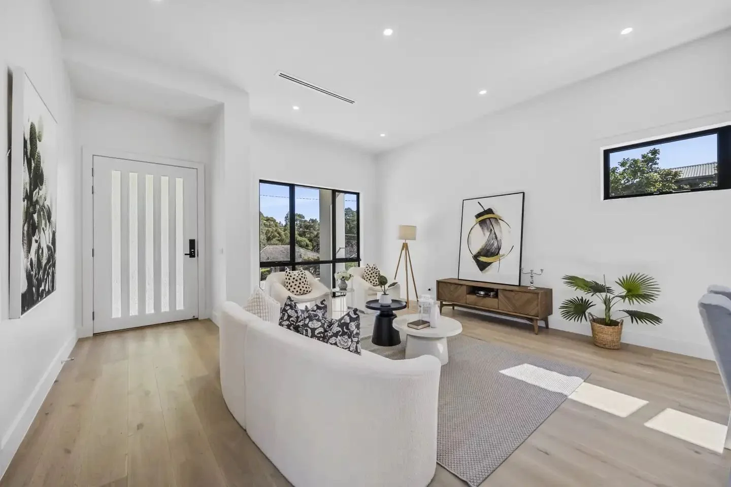 Burwood - 33 Leonard Street, Burwood, VIC 3125 - Townly - 4.jpg