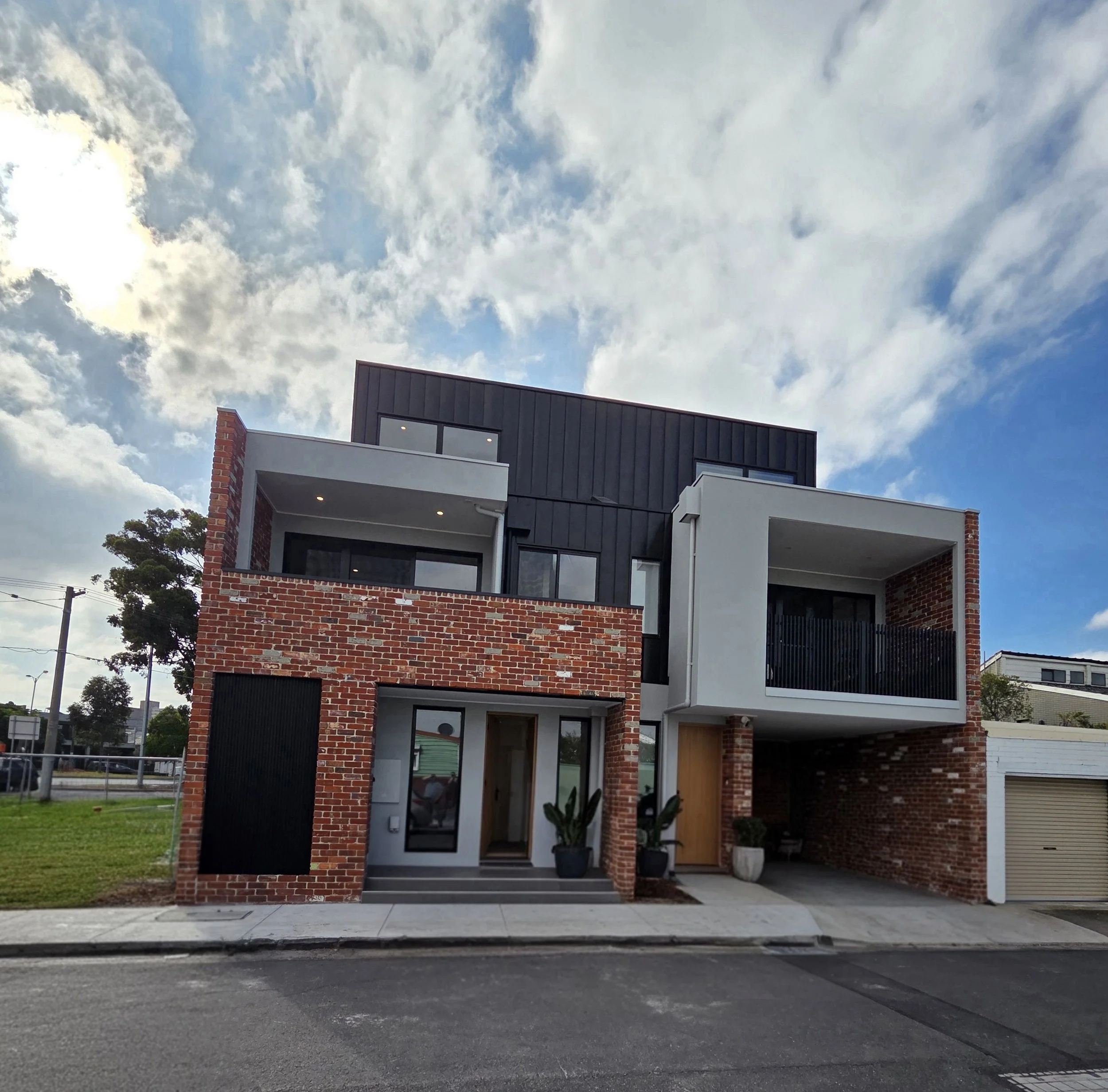 Footscray - 8 Queen Street, Footscray, VIC 3109 - Townly - 1.jpg