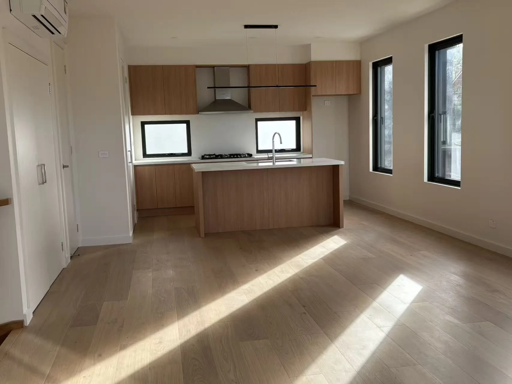 Heidelberg - 31 Darebin Street, Heidelberg, VIC 3084 - Townly - 9.jpg
