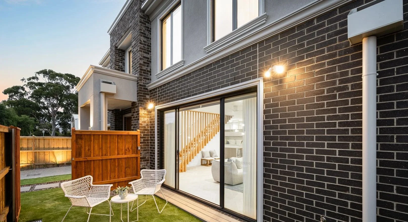 Mentone - 8 Elizabeth Street, Mentone, VIC 3194 - Townly - 1.jpg