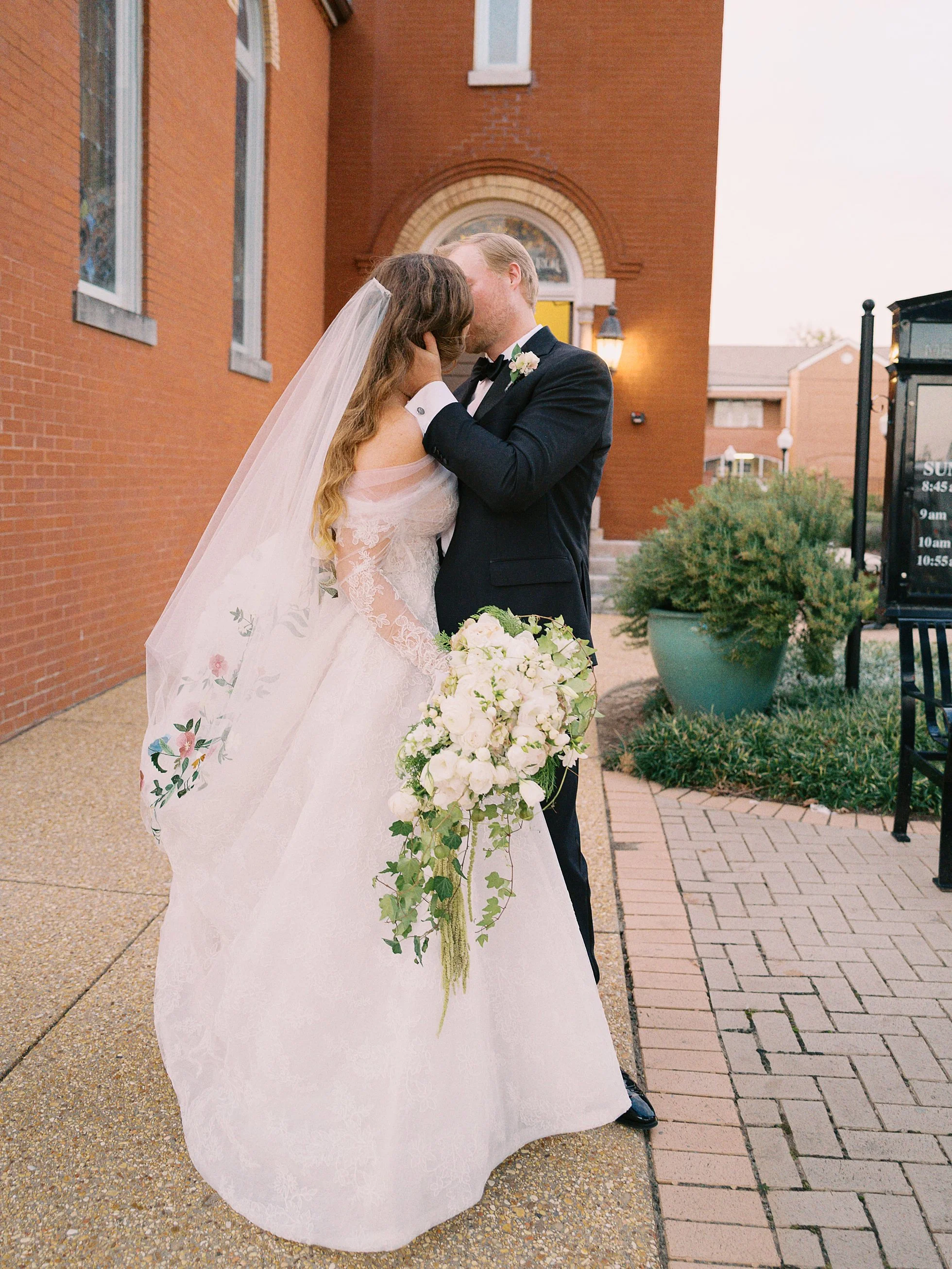 tupelo_mississippi_wedding_photographer_fumc_gum_tree_museuem_downtown_0186.jpg