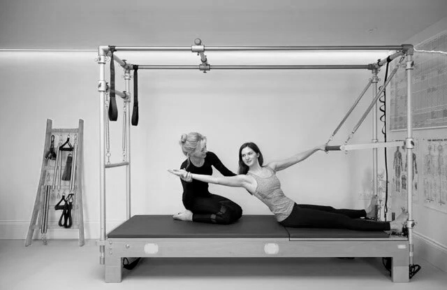 Emily Odoire teaching a studio class