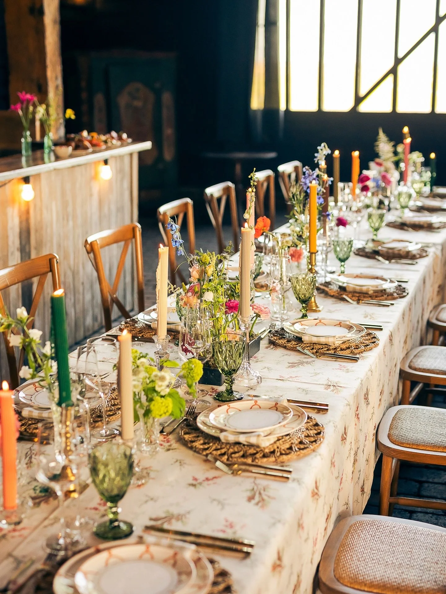 Nothing says spring more than this wonderful new set-up at Elmley Nature reserve that we were delighted to be a part of. What a great team of suppliers too!

Featuring: 
Sienna Dinnerware
Emerald Goblet 
Pluto Cutlery
Botanic Linen
Dahlia Placemat 


