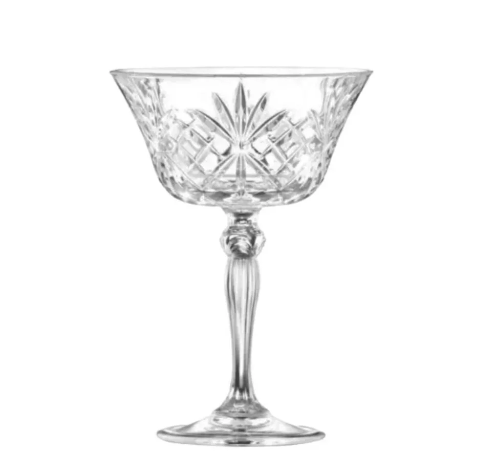 Thea Coupe