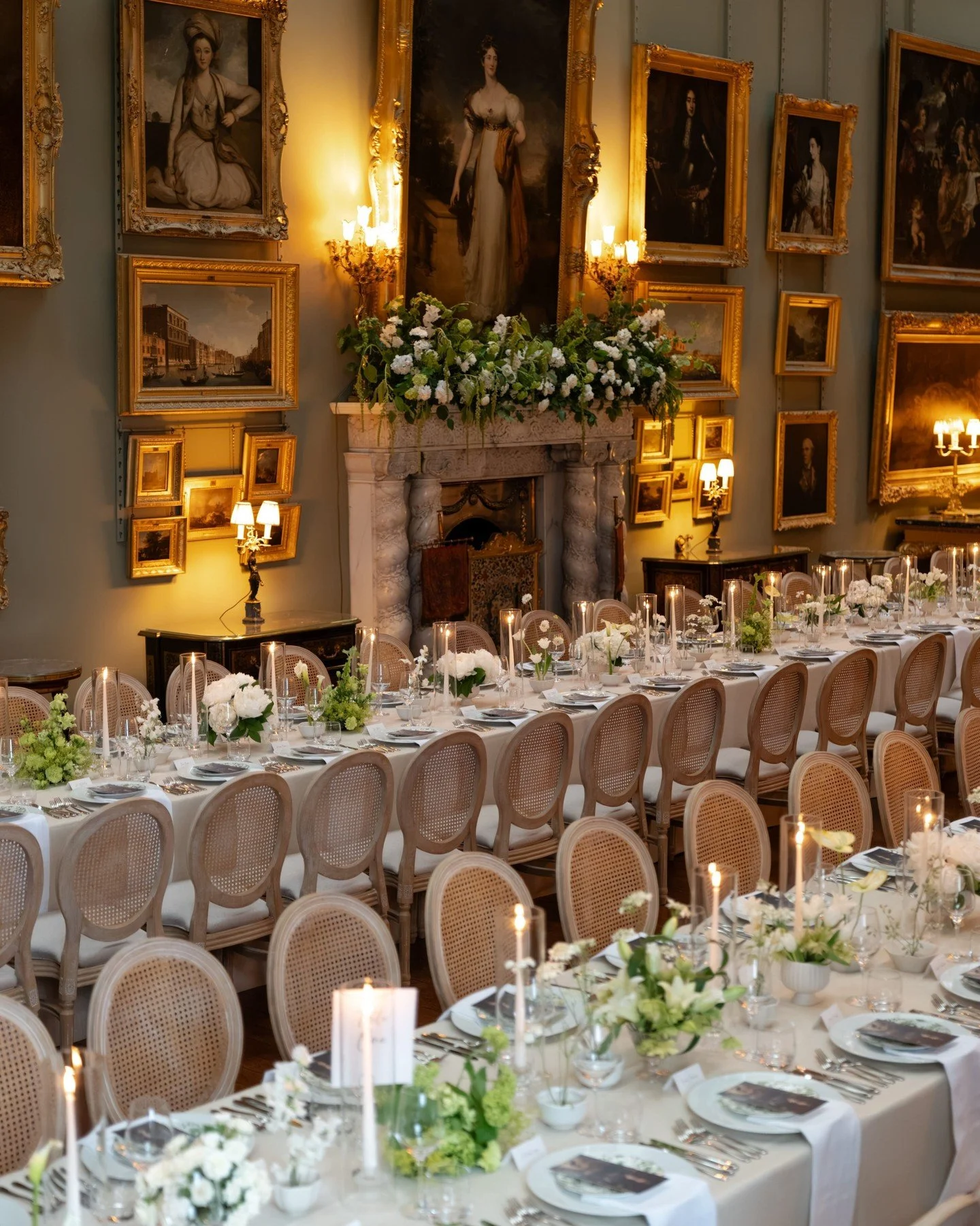 No that isn&rsquo;t a film set. What a special Somerley Wedding @somerleyweddings_events at the start of June. 

Featuring: 
Limewash Rattan Louis Chair
Elara Cutlery 
Artesano Dinnerware

@wearegetwed
@somerleyweddings_events 
@rebeccasearlephotogra