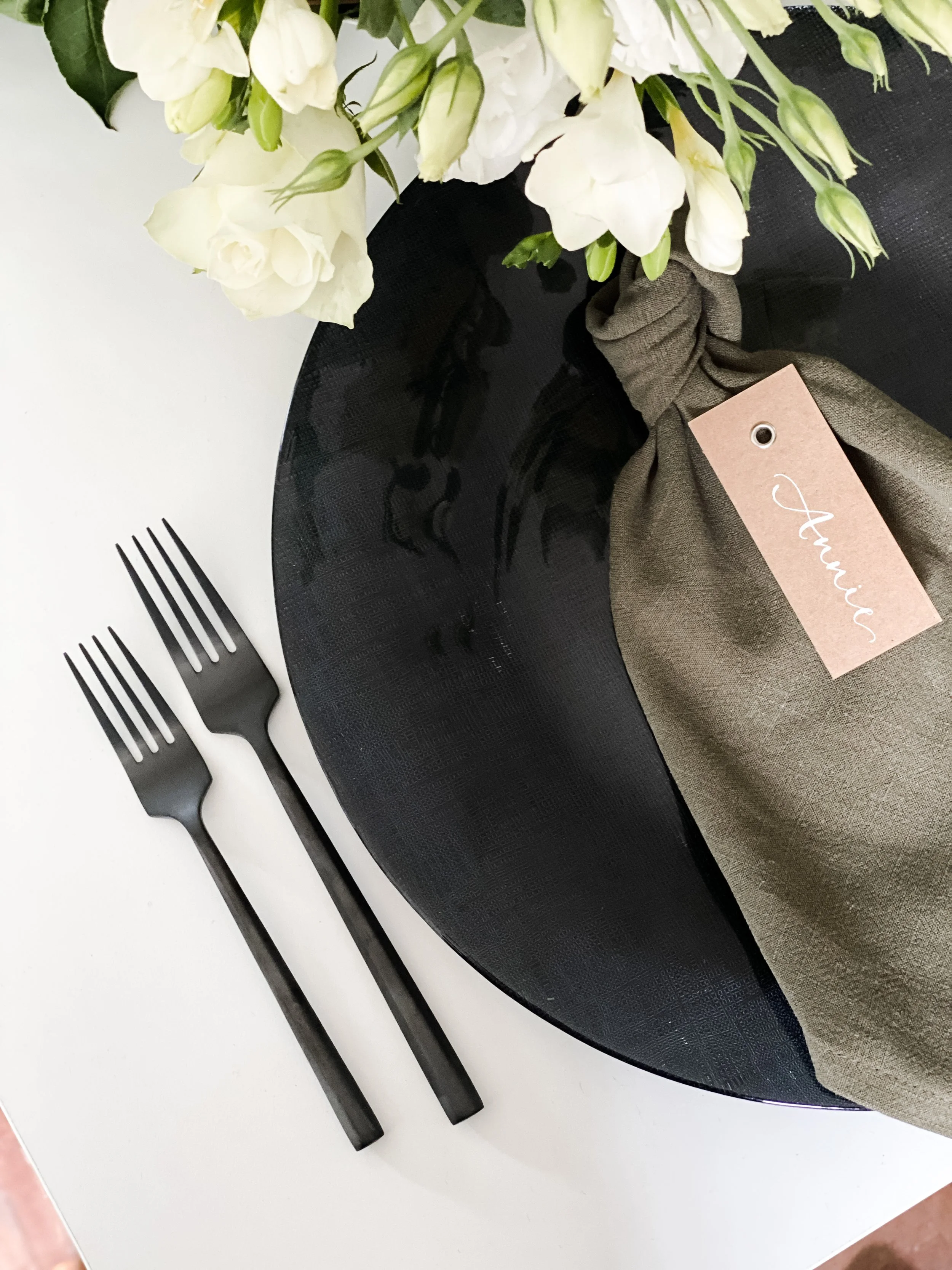 Umbria Cutlery Black Saucers Tableware Hire — Black Saucers