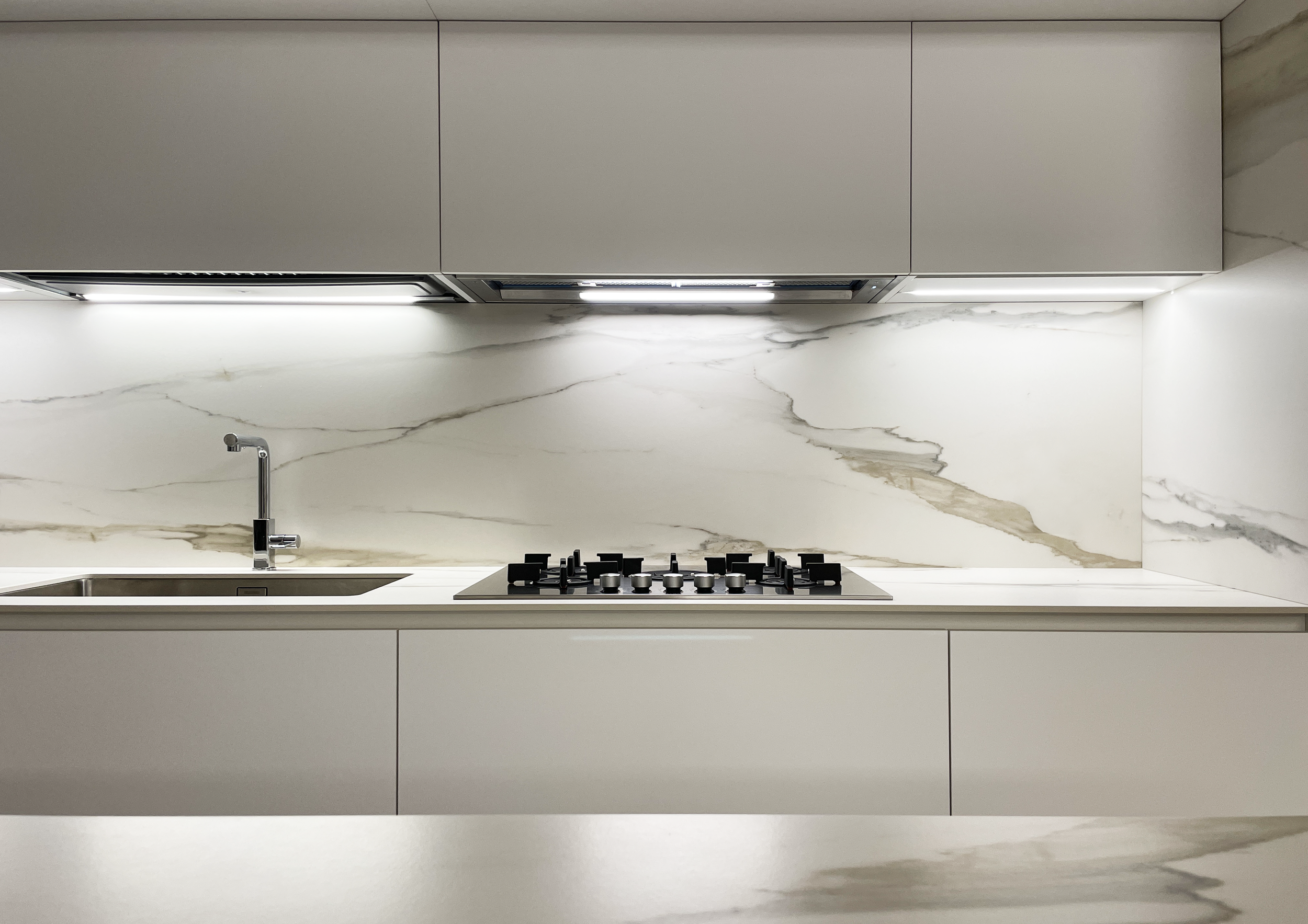 CALACATTA KITCHEN